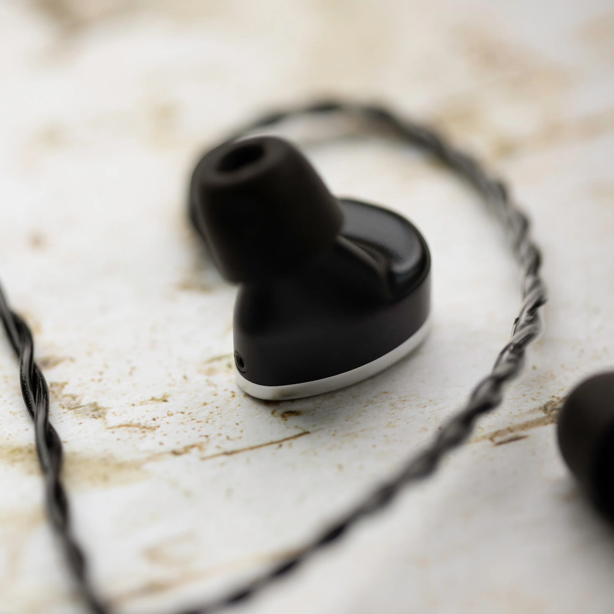 64 Audio Duo Universal In-Ear Earphones - Image 5