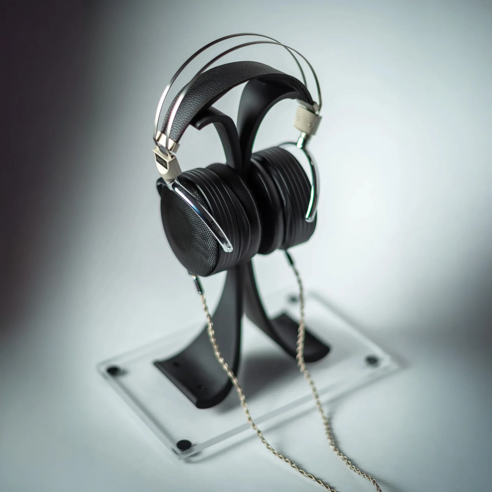 ArcTec AB 92 Open-Back Planar Headphones - Image 5