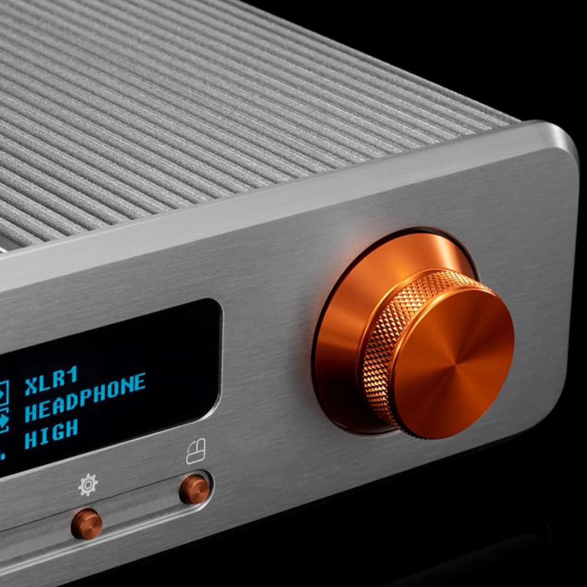 Burson Audio Soloist GT4 Headphone Amplifier - Image 9