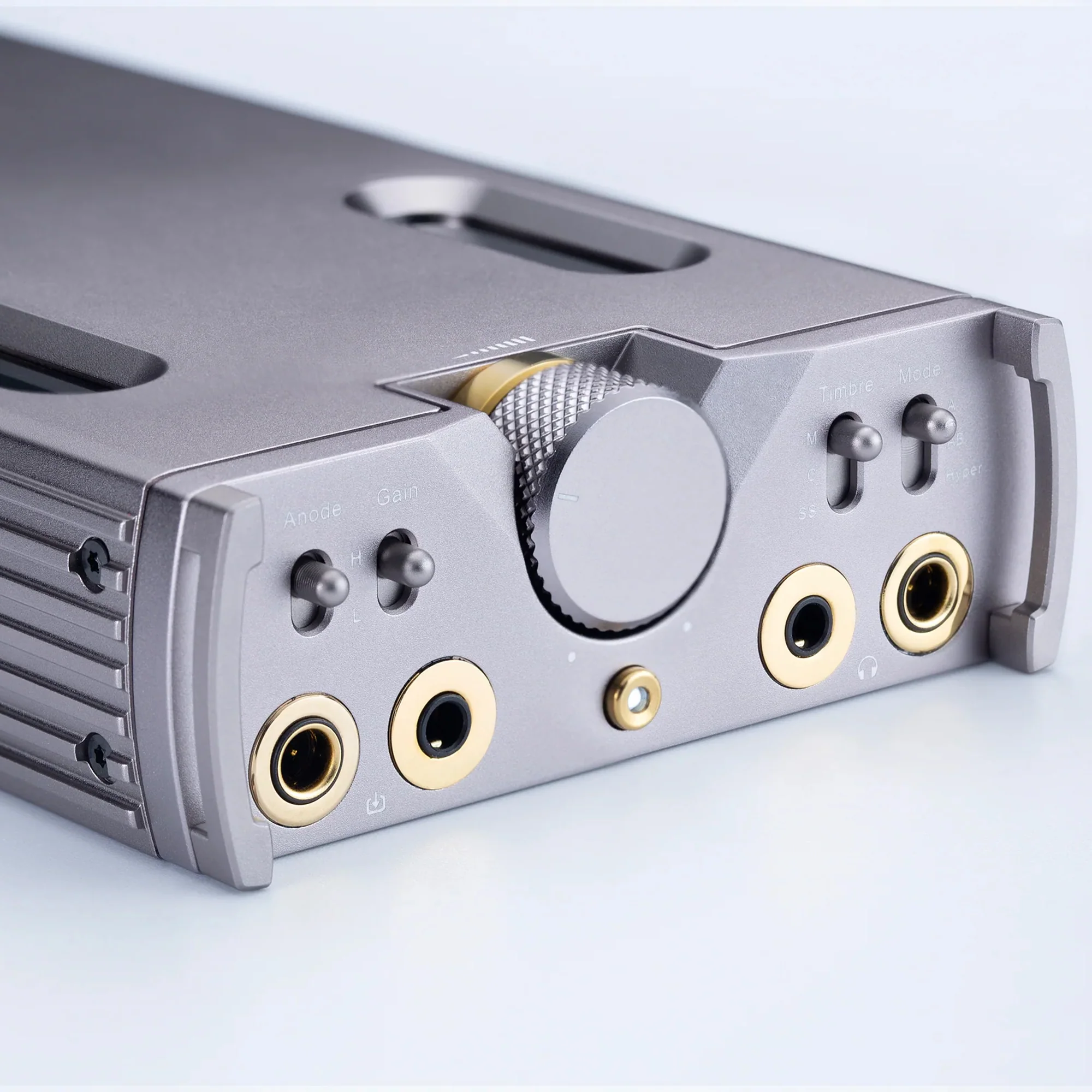 Cayin C9ii Dual NuTube Portable Tube Headphone Amplifier - Image 17