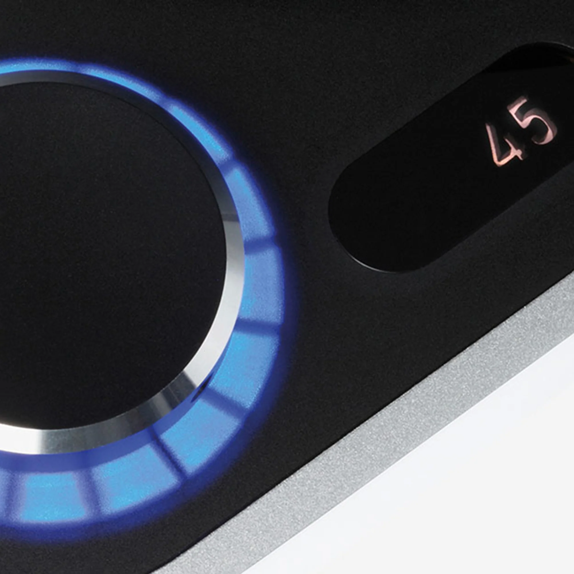 Clearaudio Concept Signature Turntable with Cartridge and Arm - Image 8
