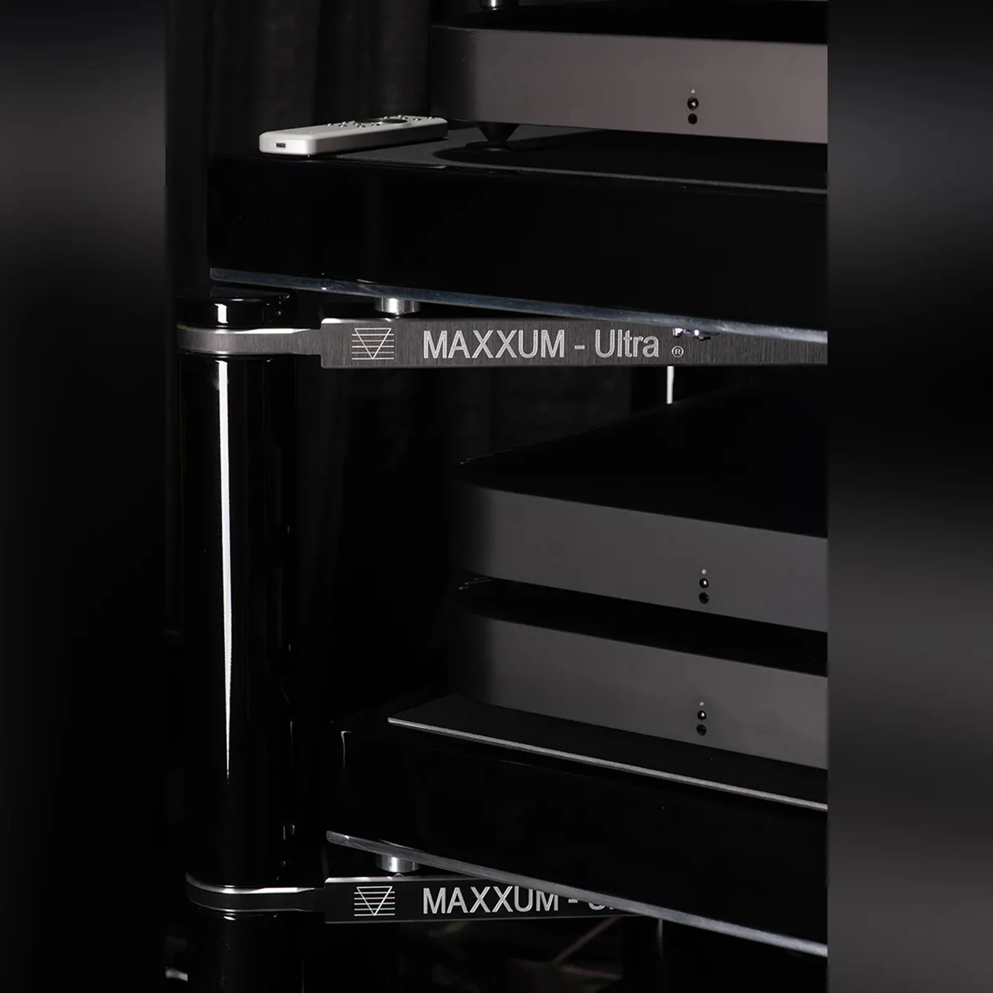 Critical Mass Maxxum Ultra Audio Rack - Image 5