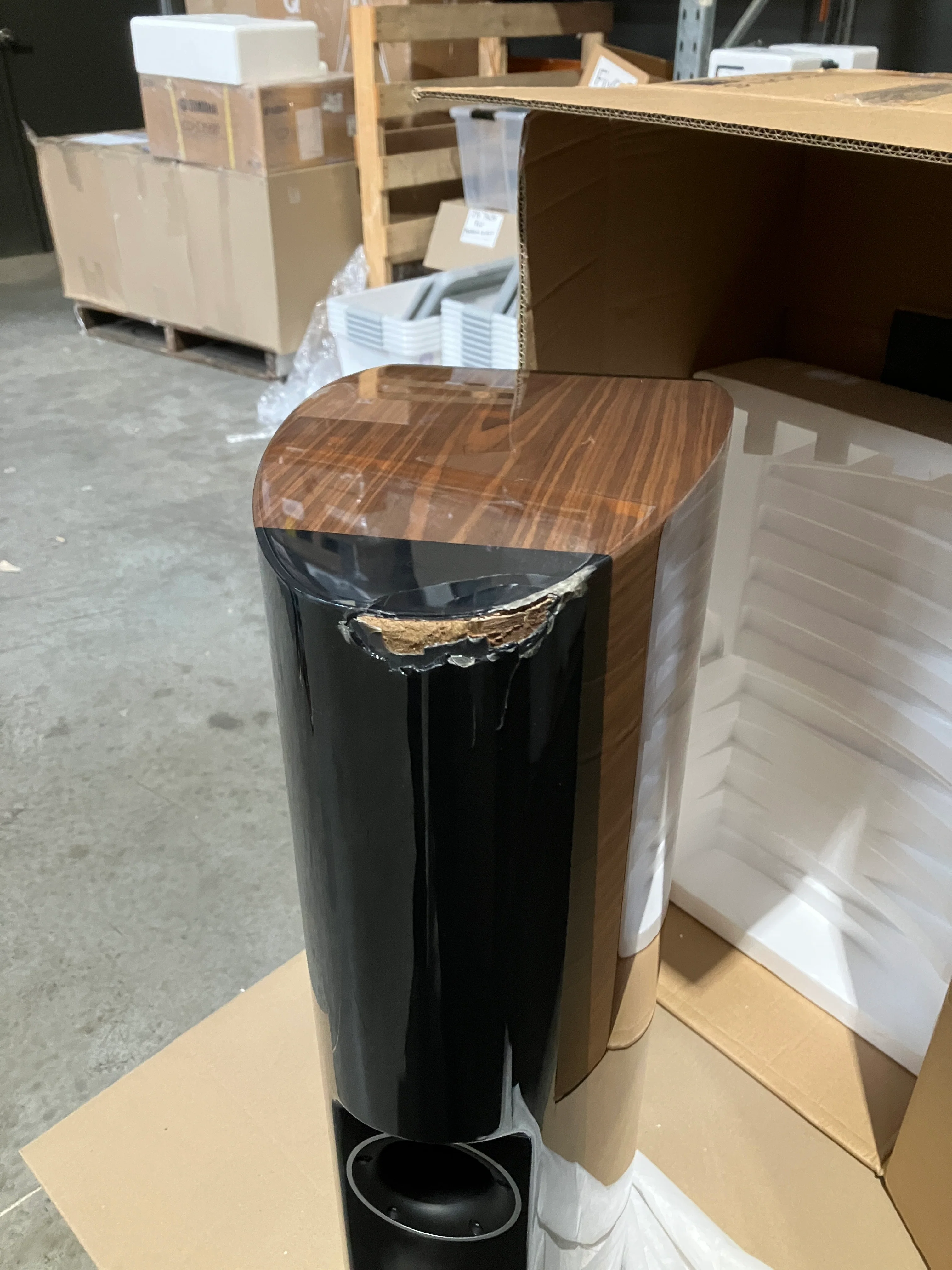 DALI EPICON 6 Floorstanding Speakers (Damaged Unit) (Pair) - Image 10
