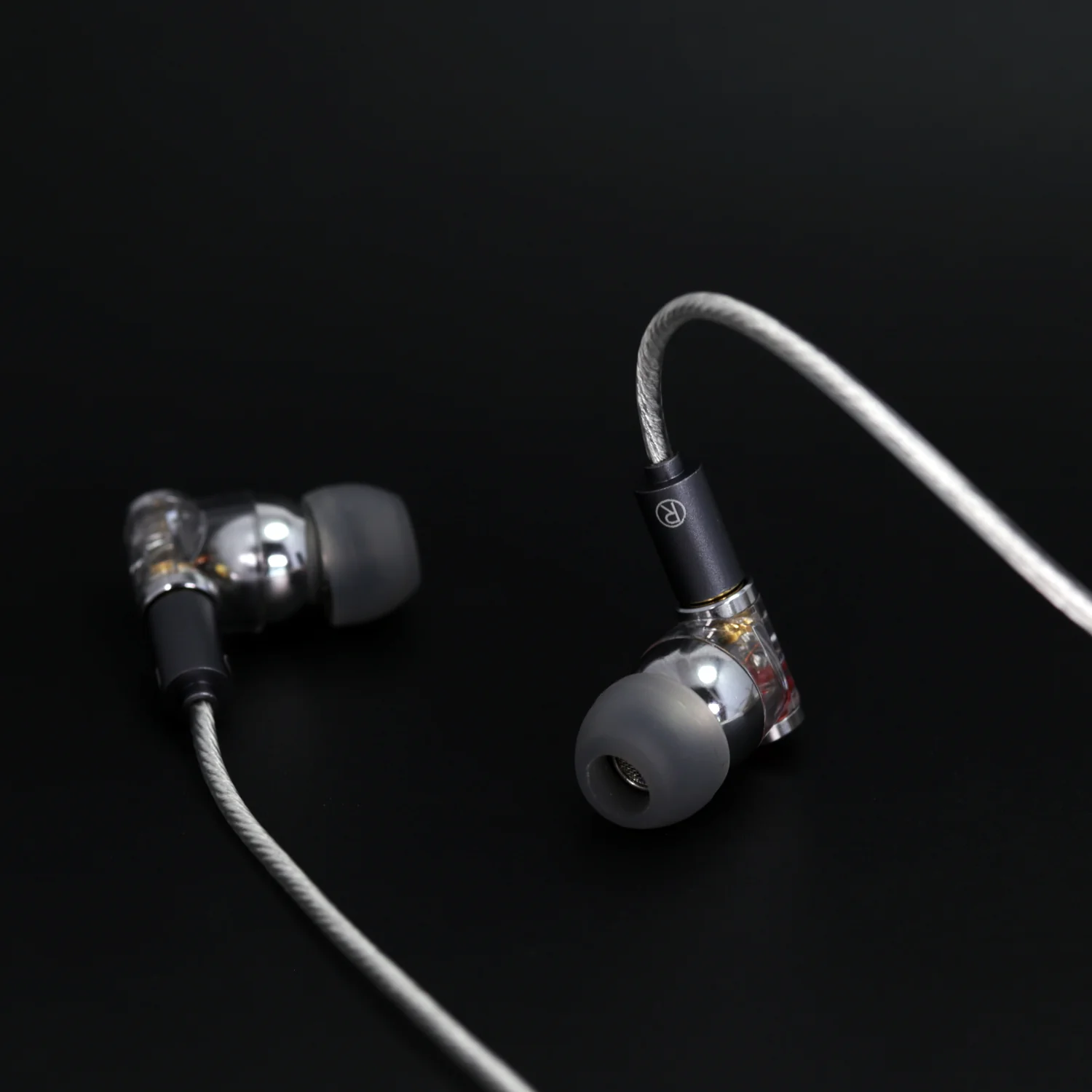 ddHiFi BC120A Clouds Air Series Earphone Cable - Image 8