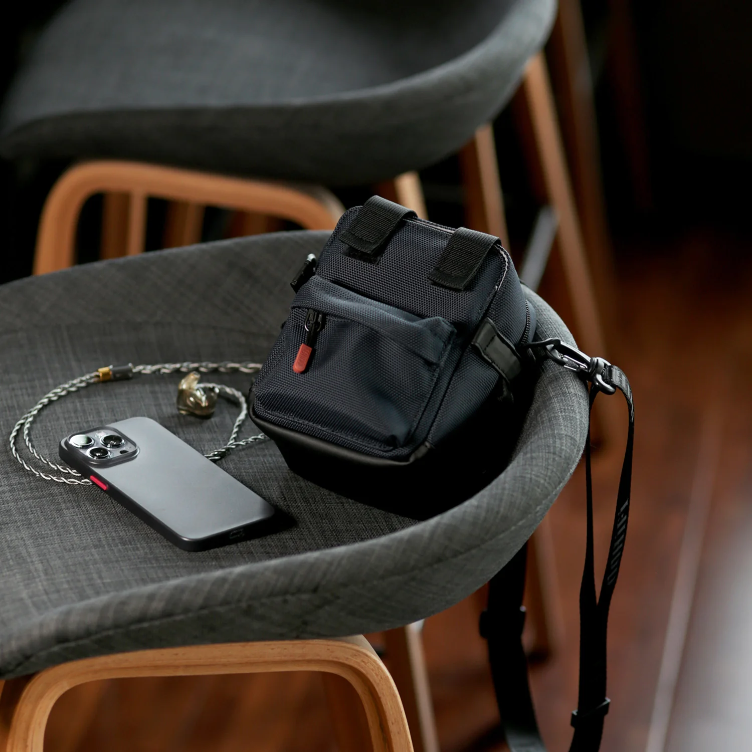ddHiFi C2022 Portable Hi-Fi Carrying Case [DISPLAY UNIT] - Image 12