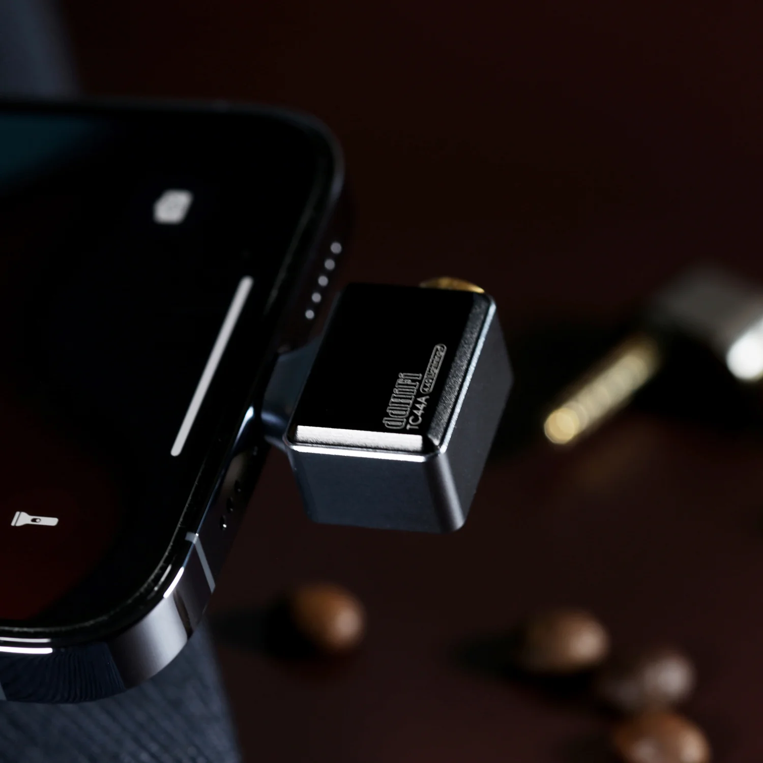 ddHiFi TC44A Lightning to 4.4mm Adapter - Image 6