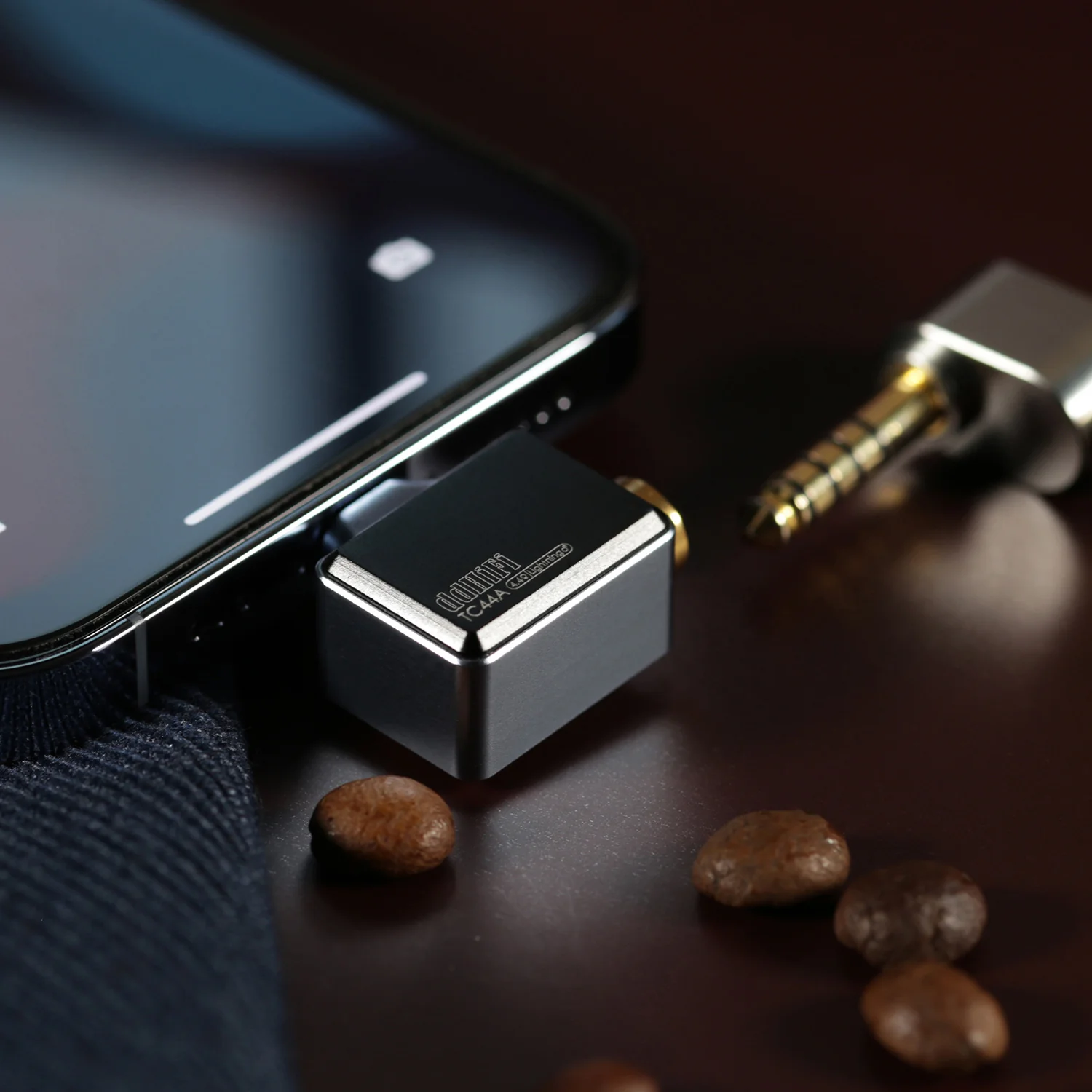 ddHiFi TC44A Lightning to 4.4mm Adapter - Image 7