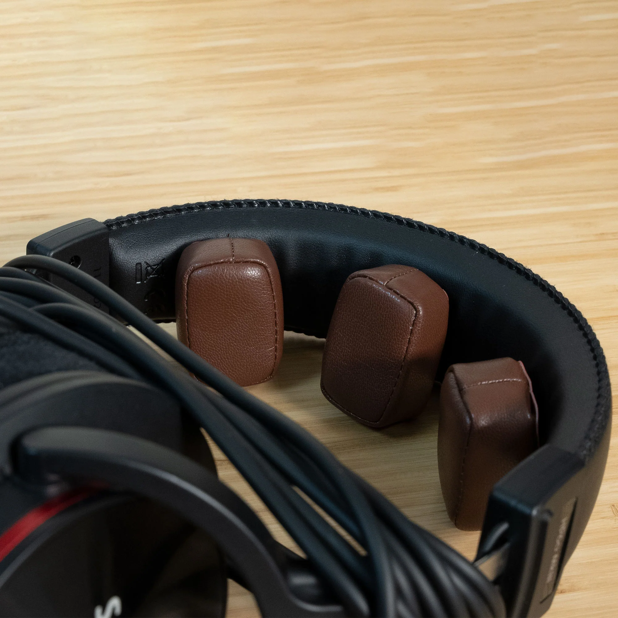 Dekoni Audio Nuggets Universal Headphone Pads - Image 9