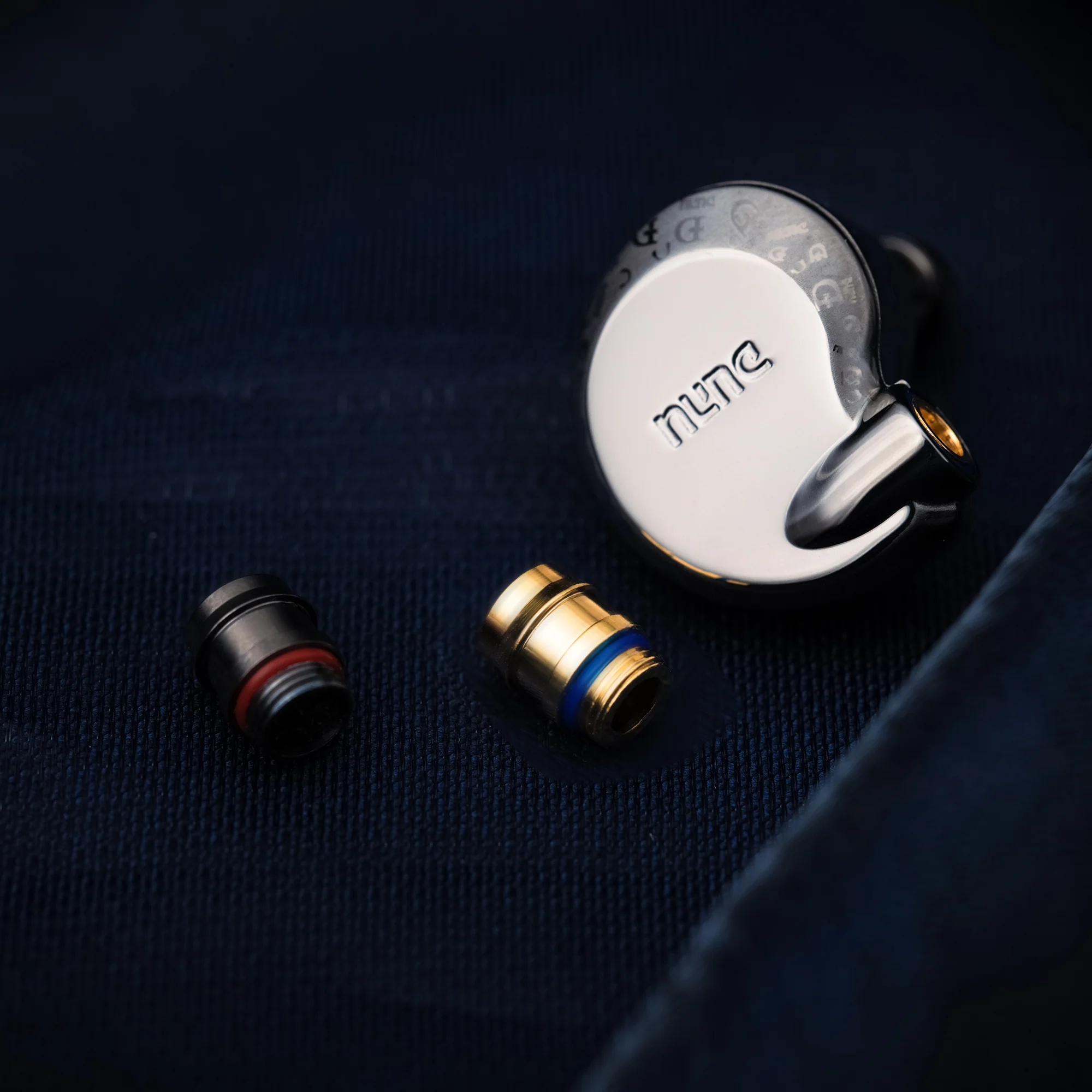 DUNU Falcon Ultra Dynamic In-Ear Earphones - Image 11