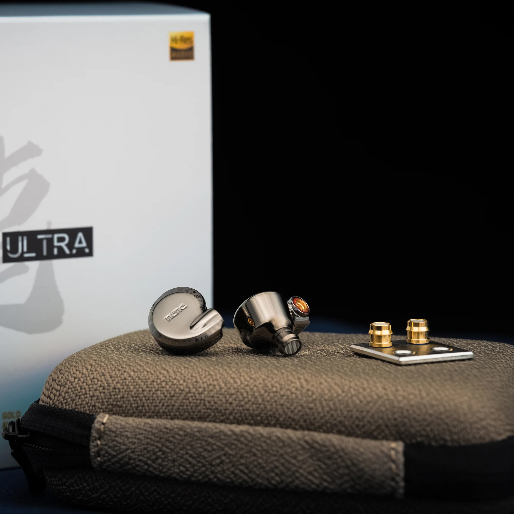 DUNU Falcon Ultra Dynamic In-Ear Earphones - Image 12