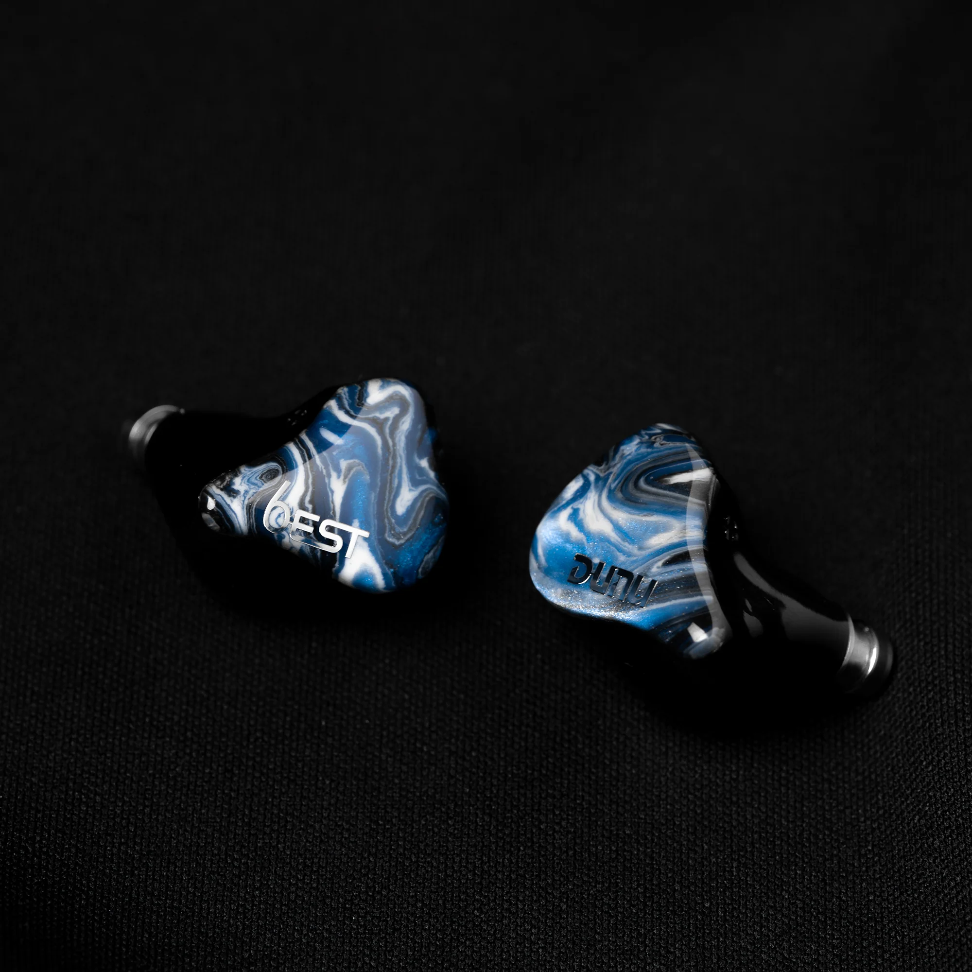 DUNU SA6 EST In-Ear Monitors - Image 2