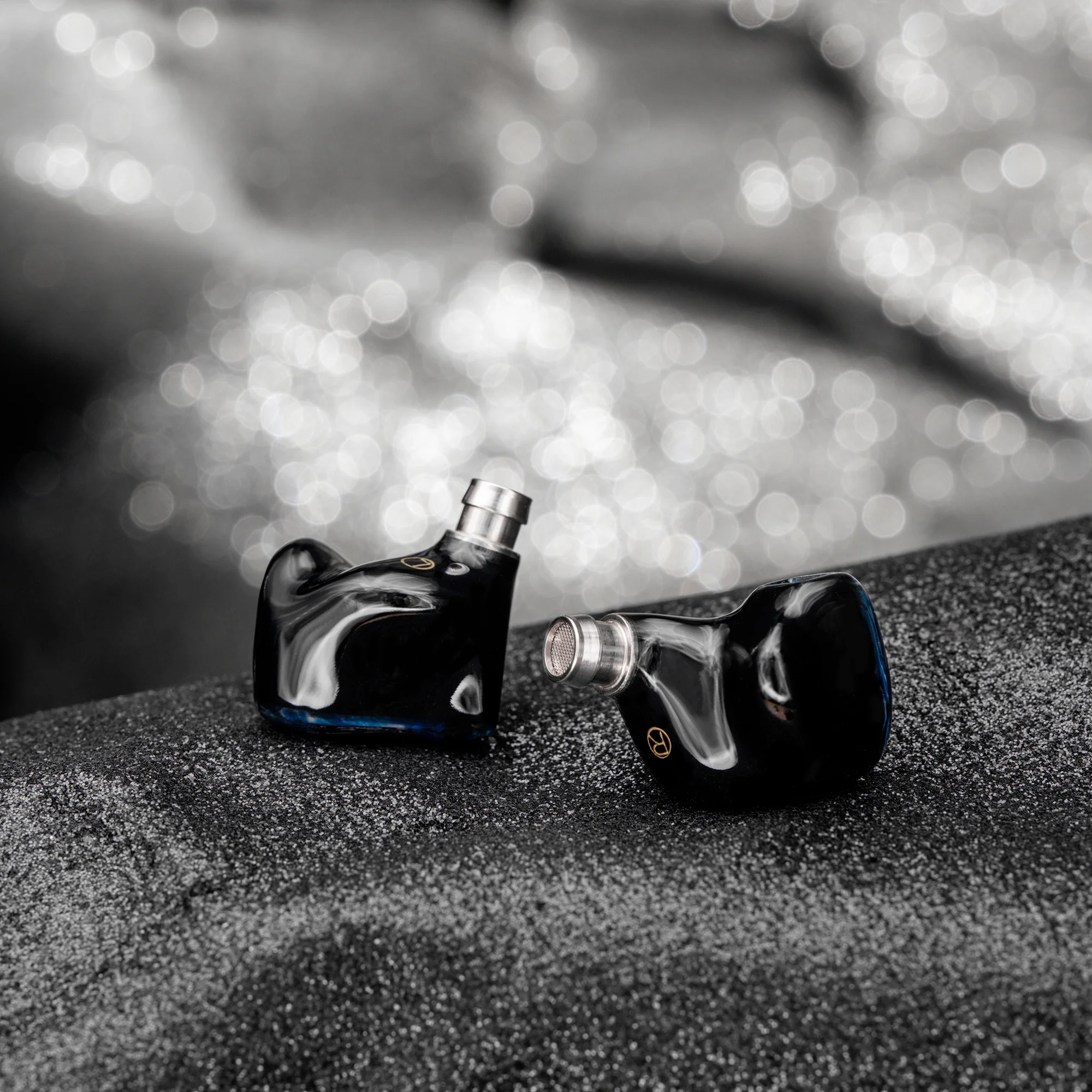 DUNU SA6 EST In-Ear Monitors - Image 9