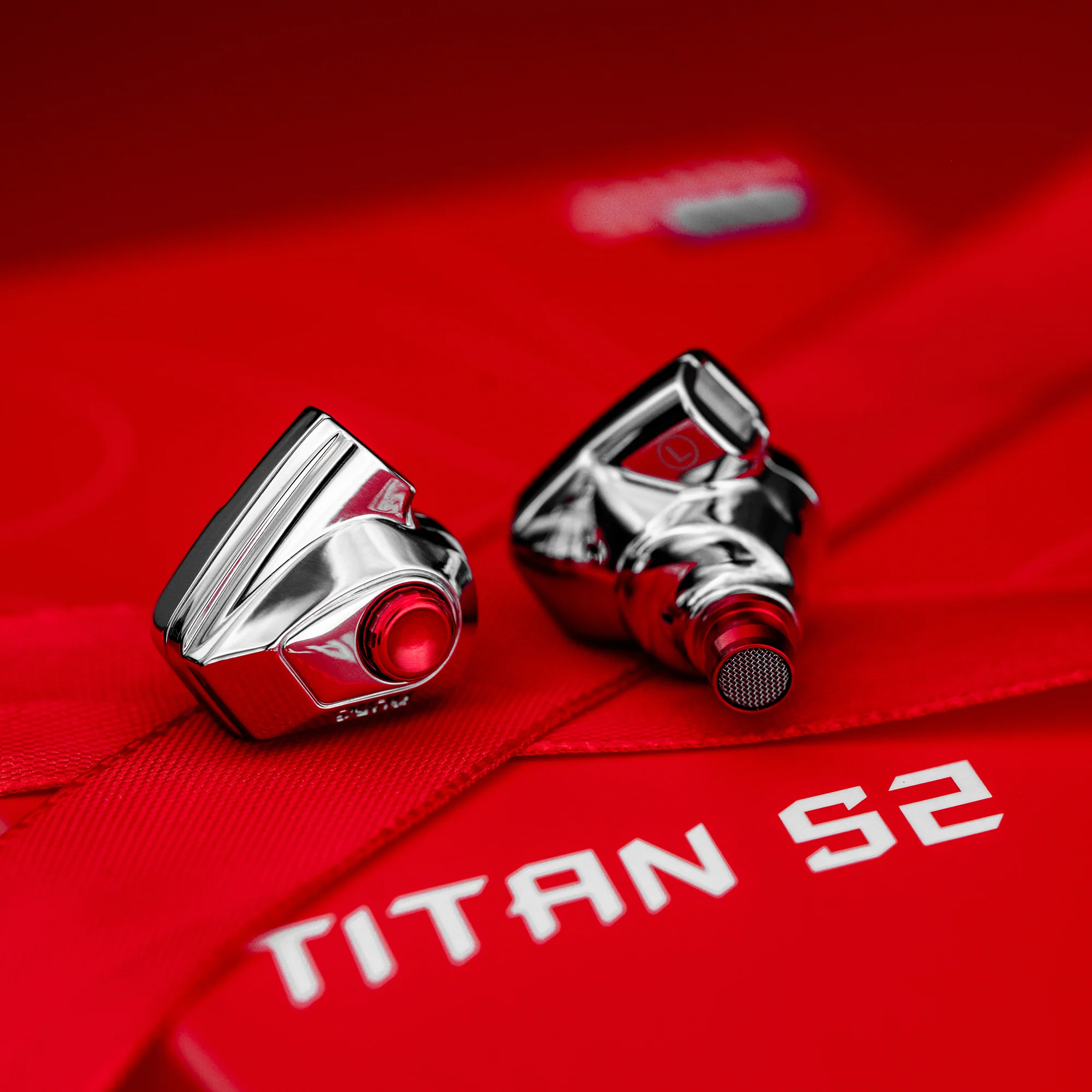 DUNU Titan S2 In-Ear Earphones - Image 15