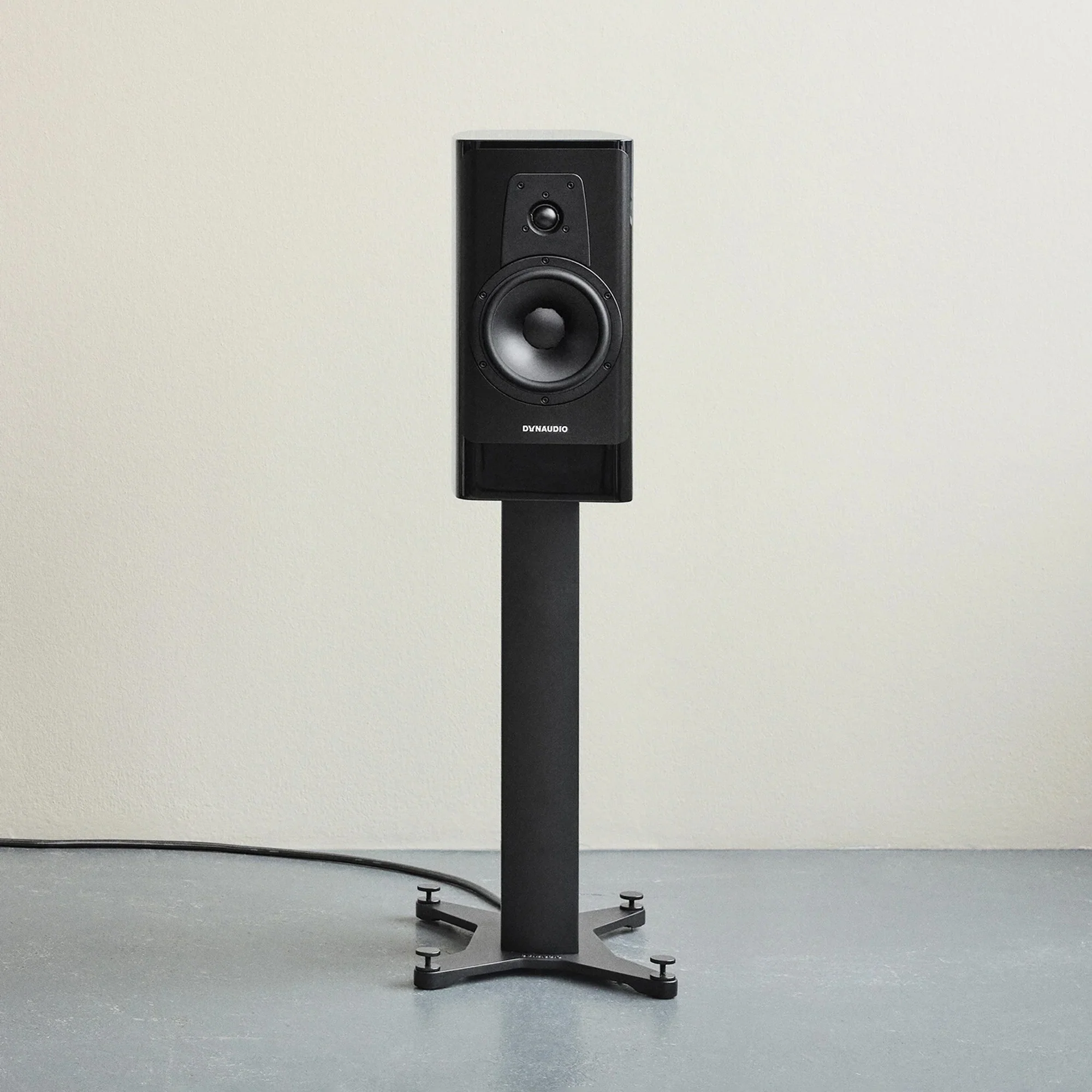 Dynaudio Contour 20 Black Edition Standmount Speakers (Pair)