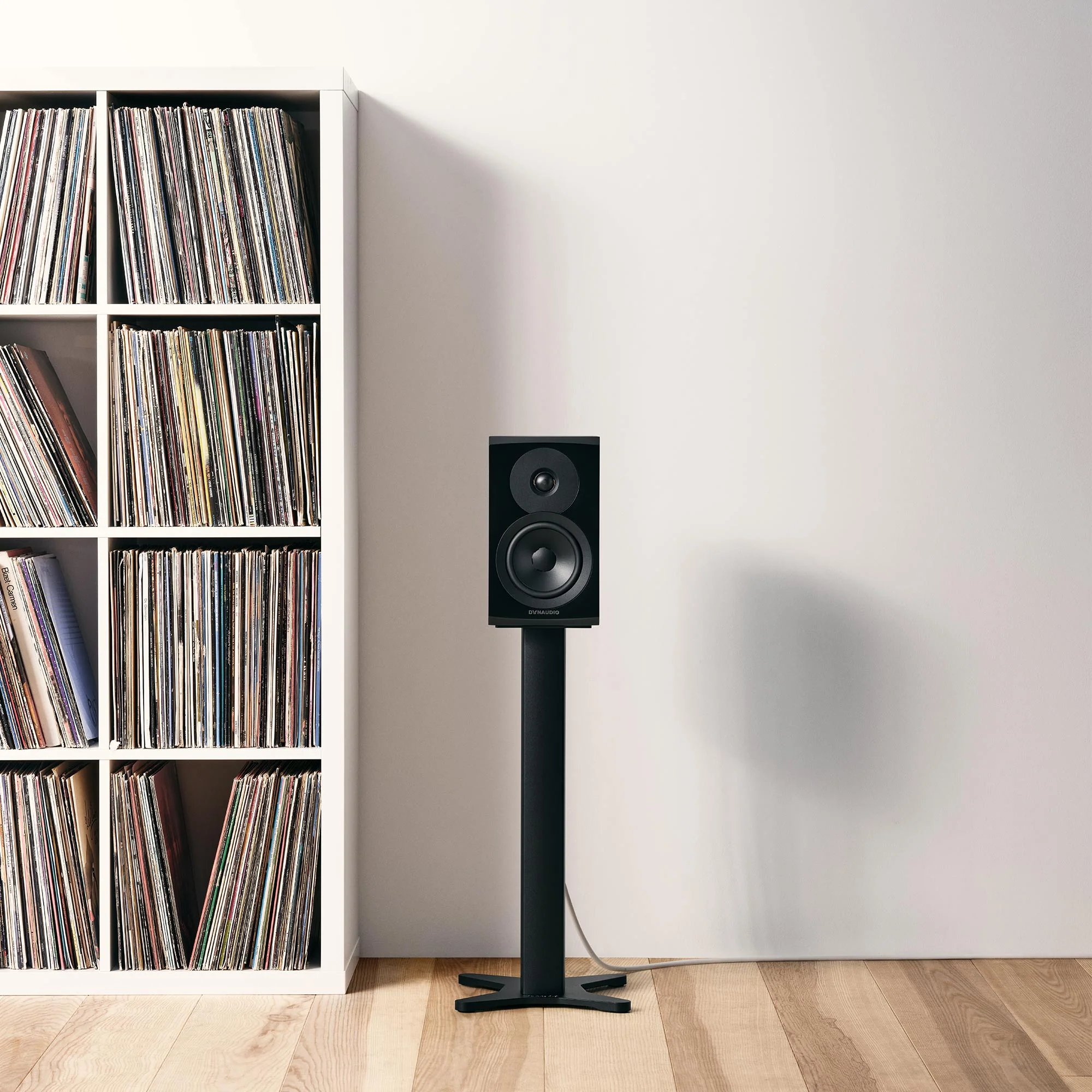 Dynaudio Emit 10 Bookshelf Speakers (Pair) - Image 18