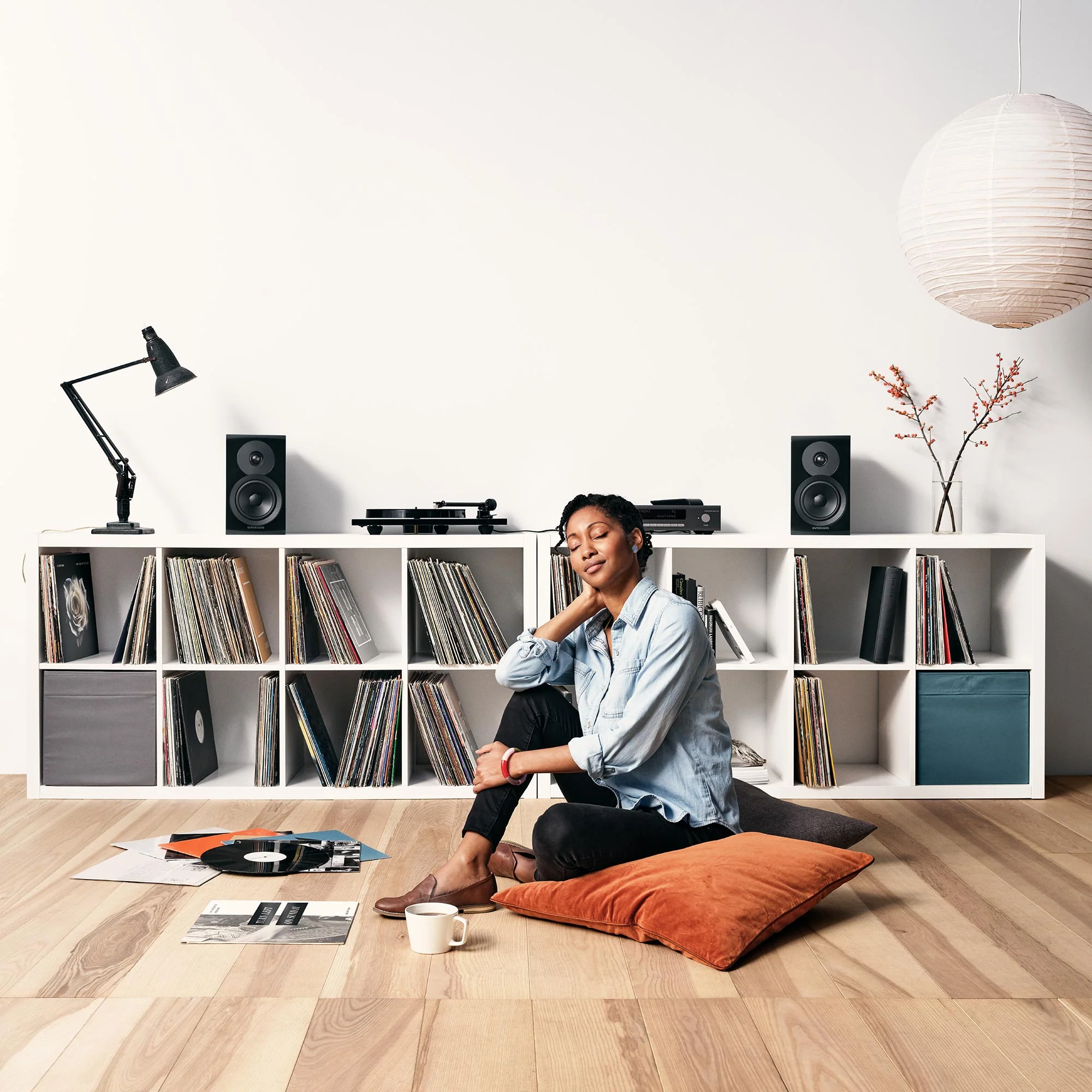 Dynaudio Emit 10 Bookshelf Speakers (Pair) - Image 20