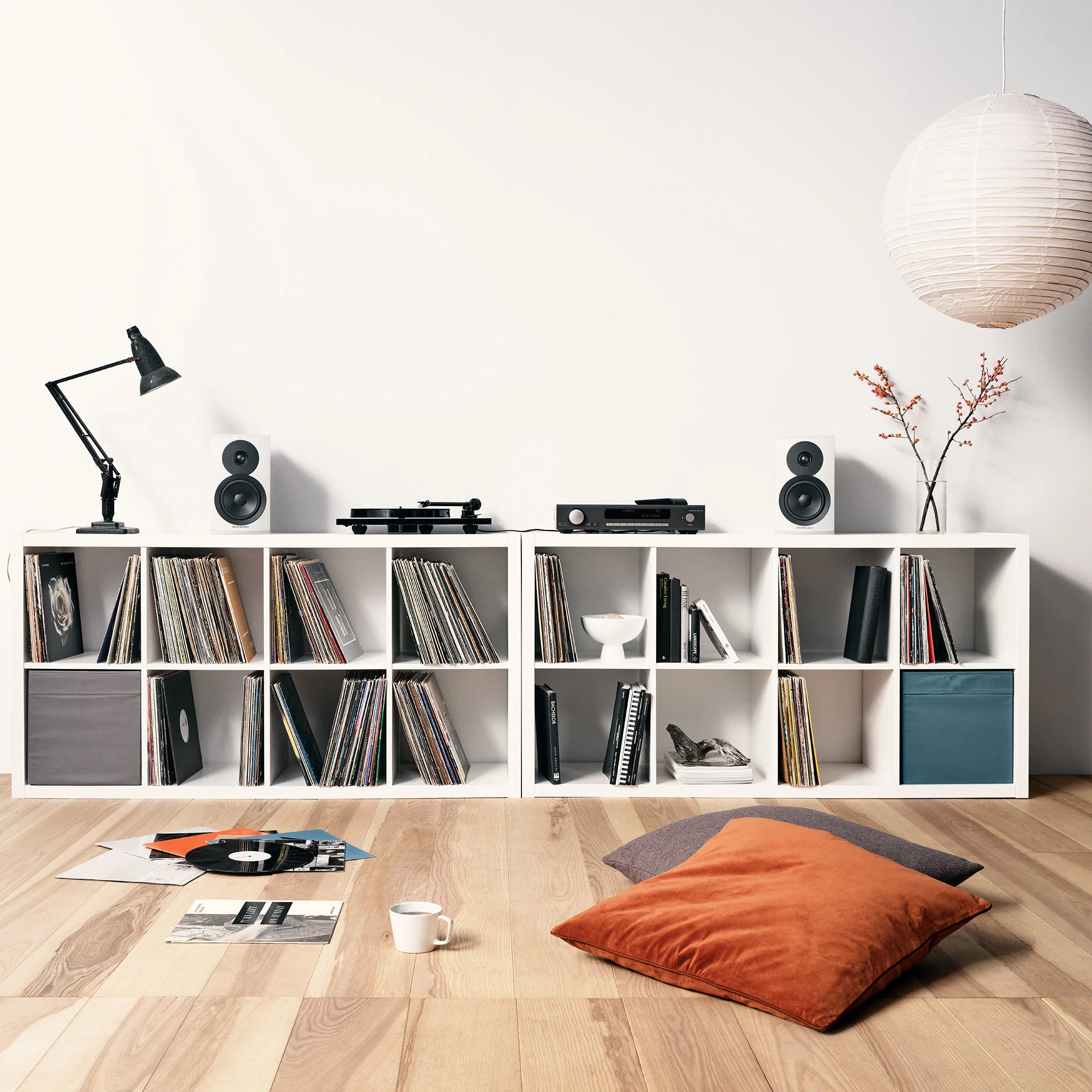 Dynaudio Emit 10 Bookshelf Speakers (Pair) - Image 35