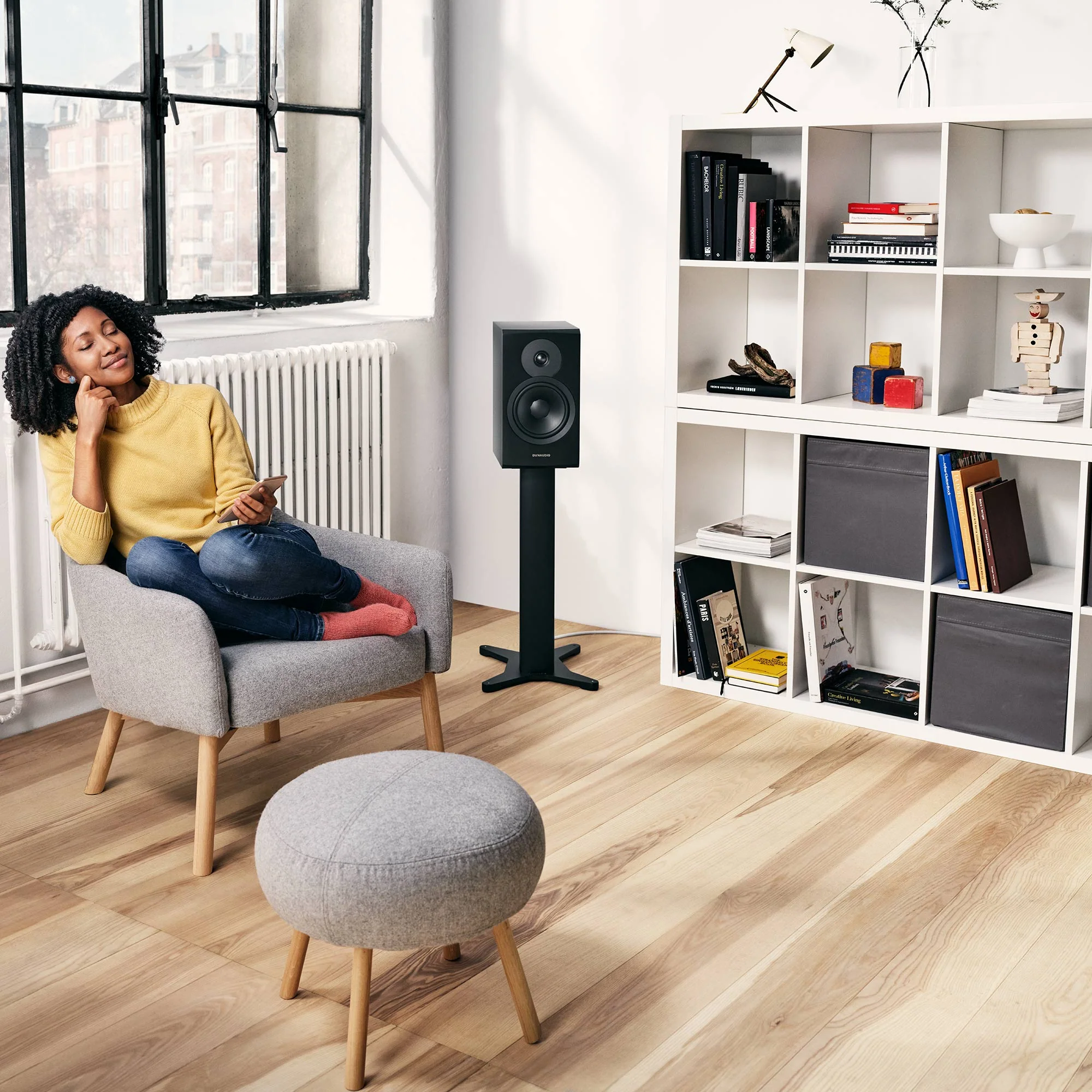 Dynaudio Emit 20 Bookshelf Speakers (Pair) - Image 11