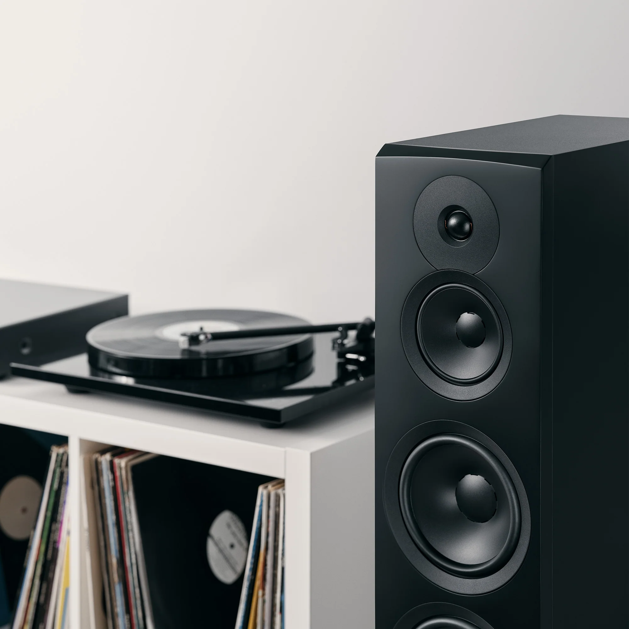Dynaudio Emit 50 Floorstanding Speakers (Pair) - Image 11