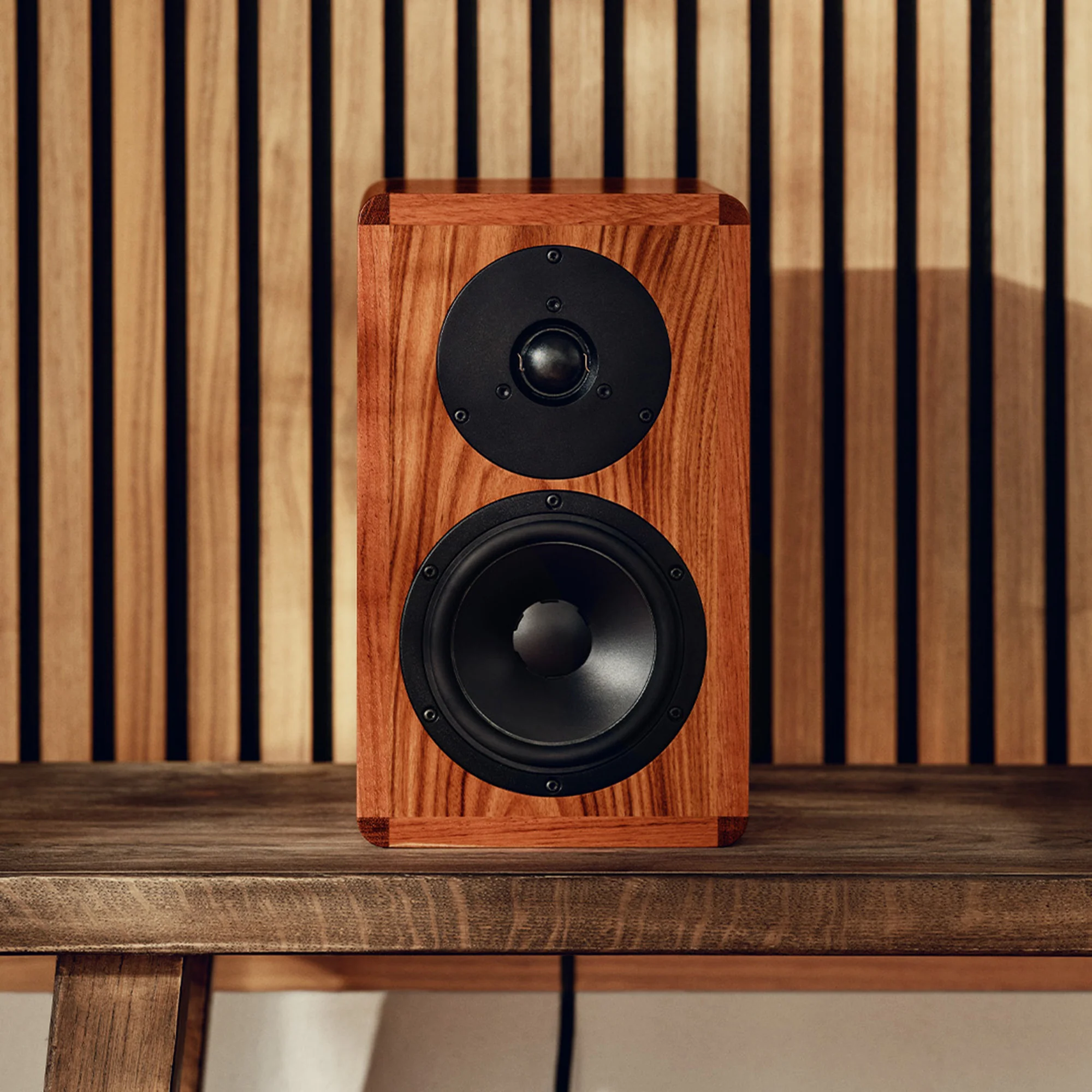 Dynaudio Legend Bookshelf Speakers (Pair) - Image 8
