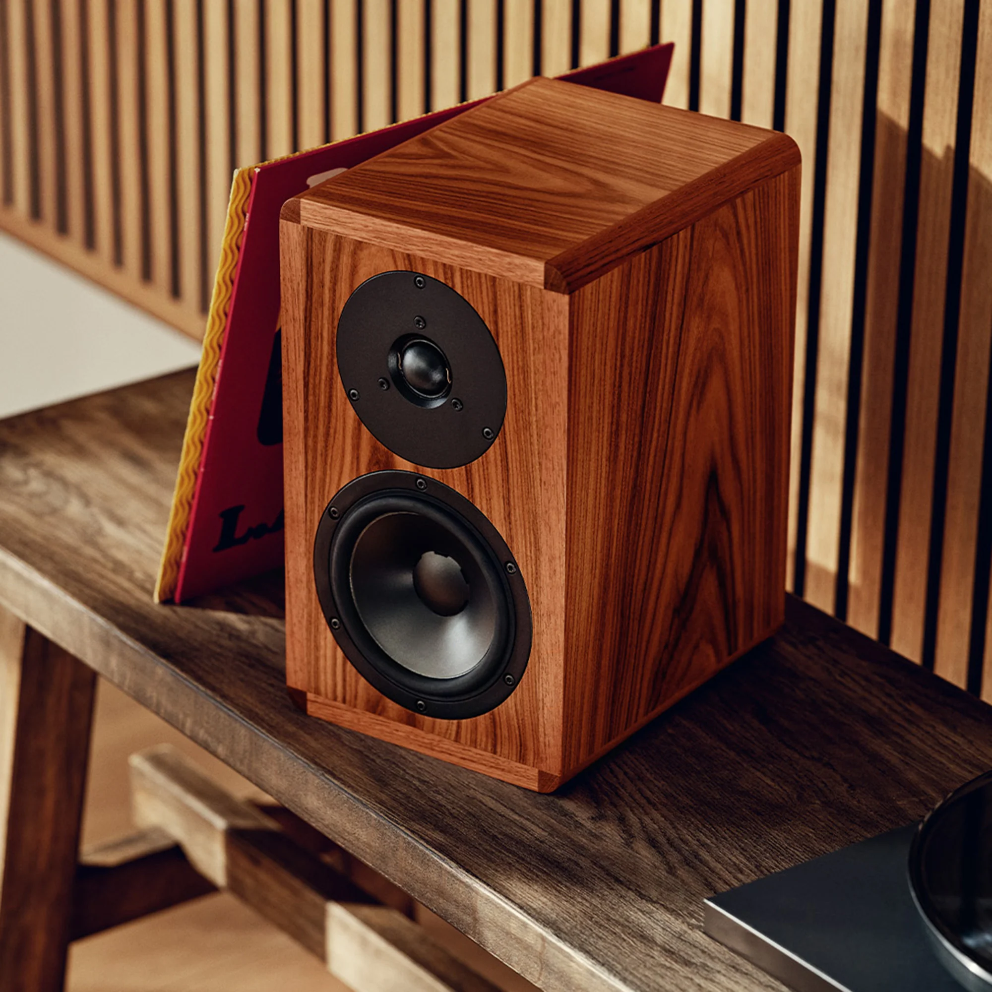 Dynaudio Legend Bookshelf Speakers (Pair) - Image 9