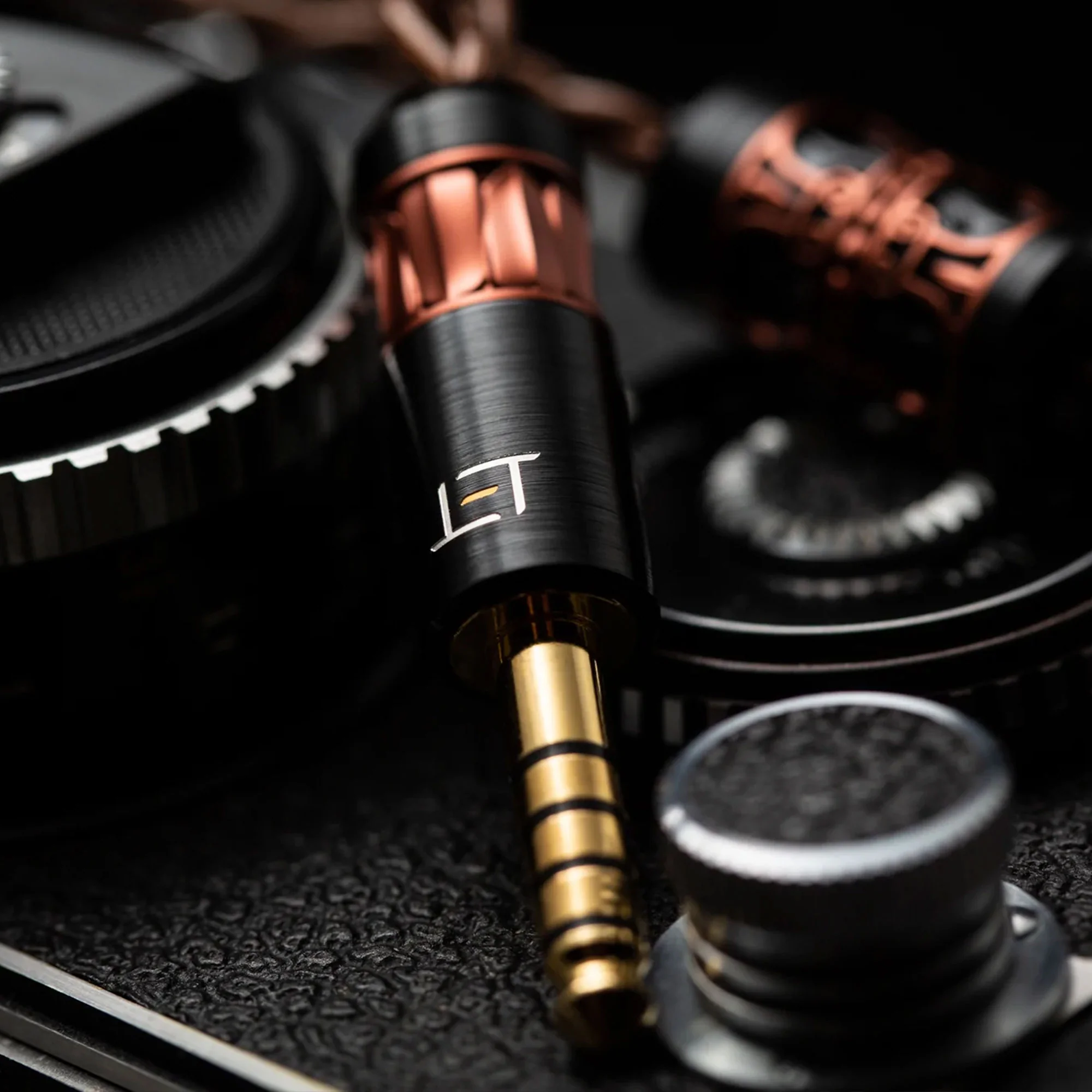 Eletech Parnassus Series Ode to Laura In Ear Cable - Image 2