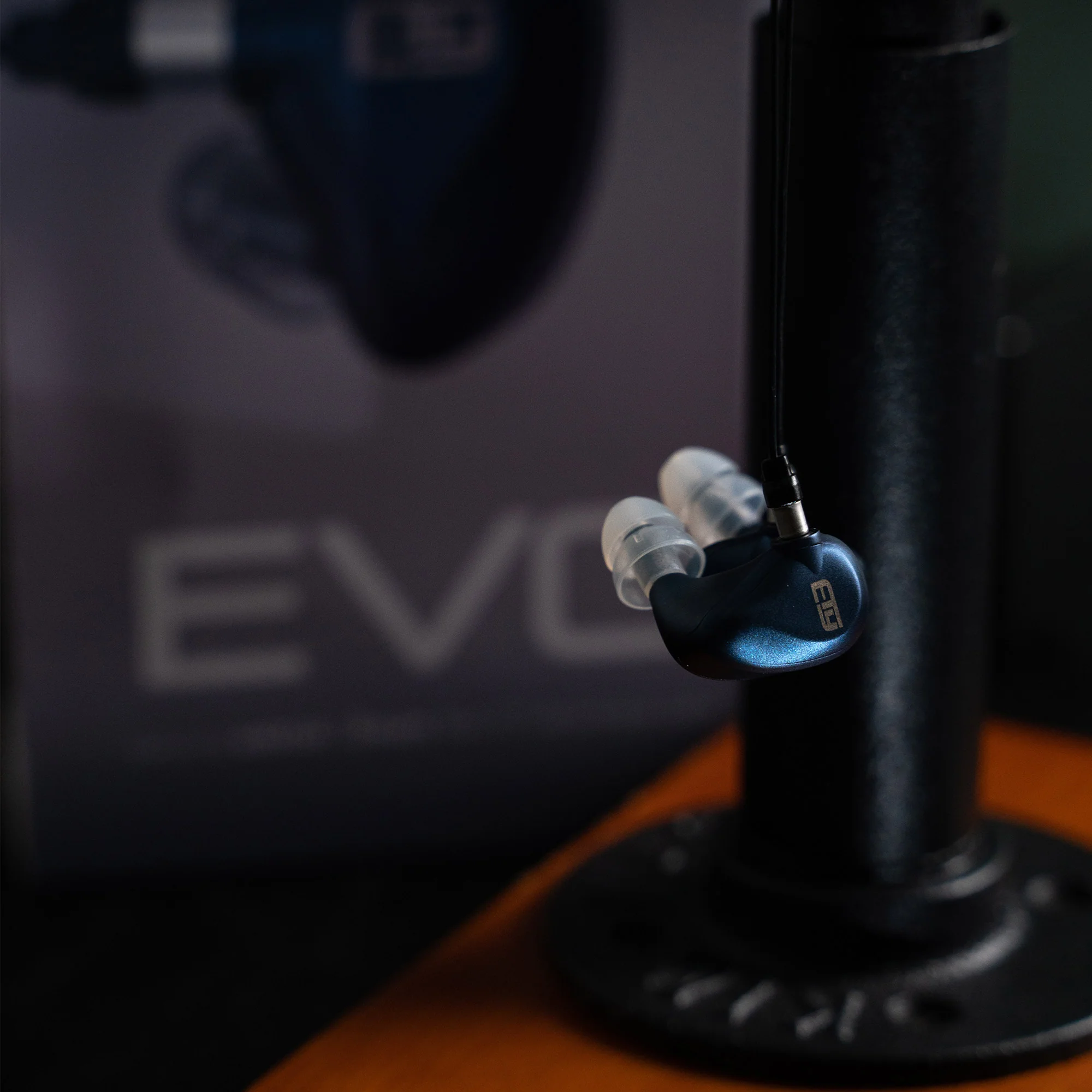 Etymotic EVO Multi-Driver In-Ear Earphones - Image 11