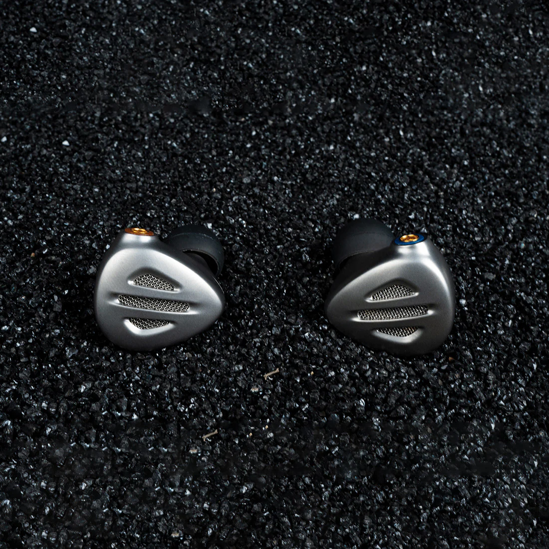FiiO FH9 In Ear Monitors - Image 4