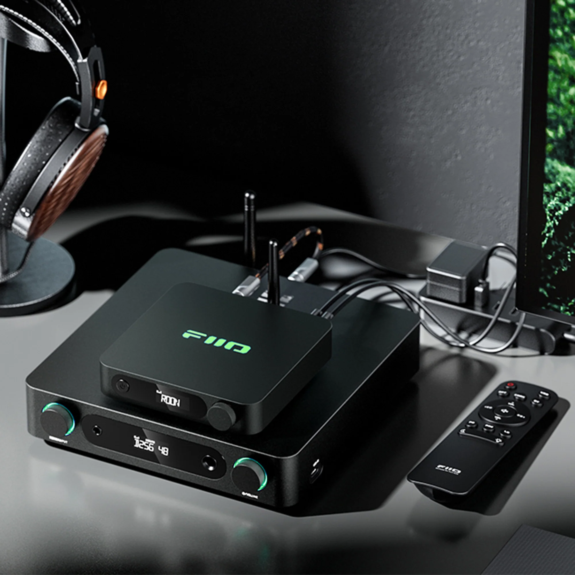 FiiO K13 R2R Desktop DAC & Headphone Amplifier - Image 2