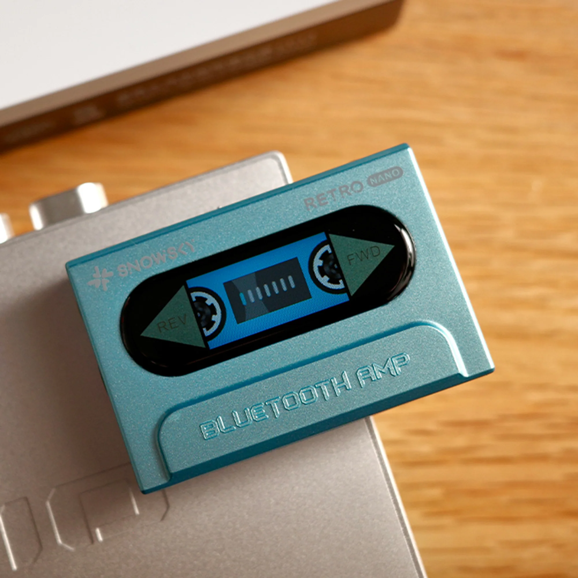 FiiO Snowsky Retro Nano Bluetooth DAC and Headphone Amplifier - Image 2