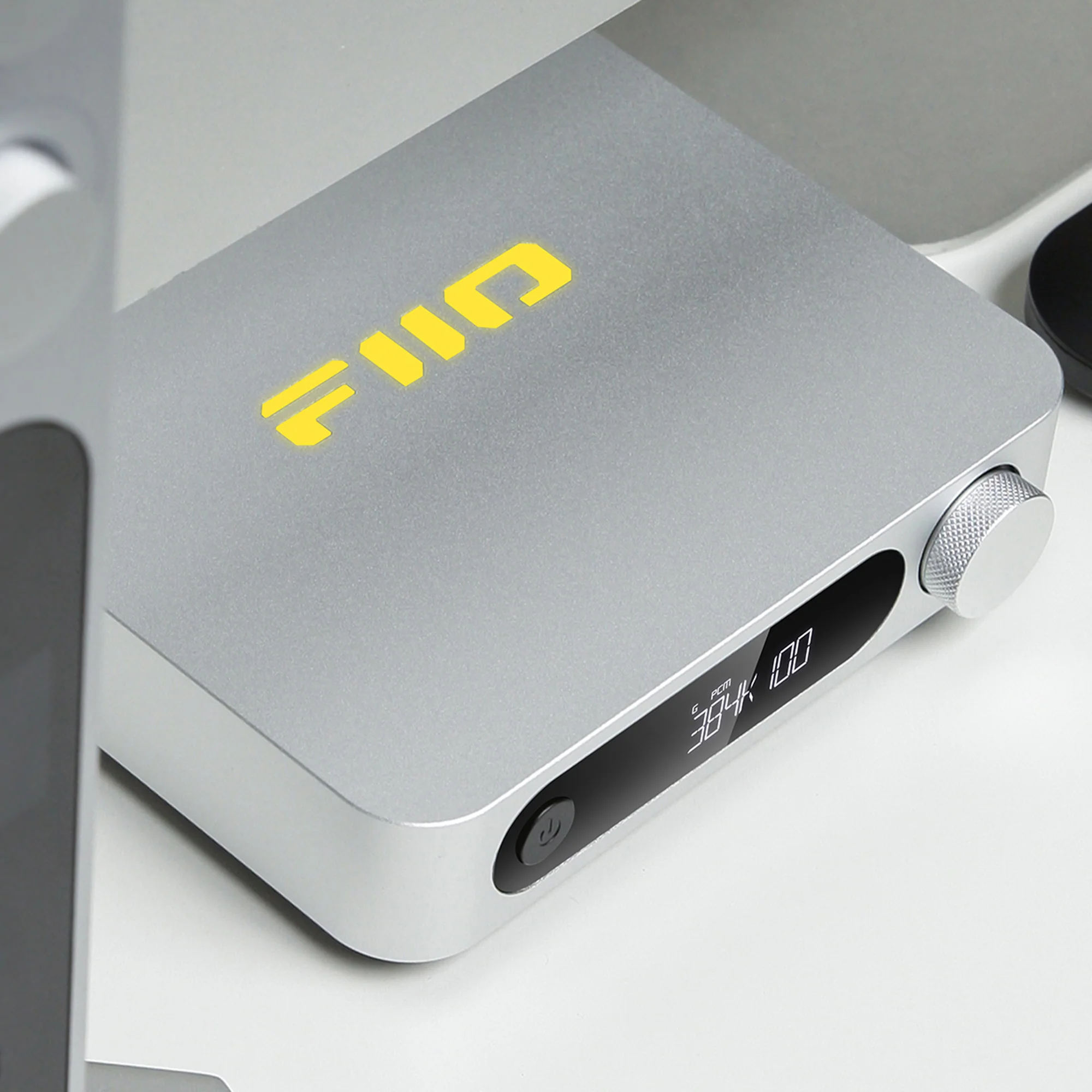 FiiO SR11 Hi-Res Streaming Music Receiver - Image 5