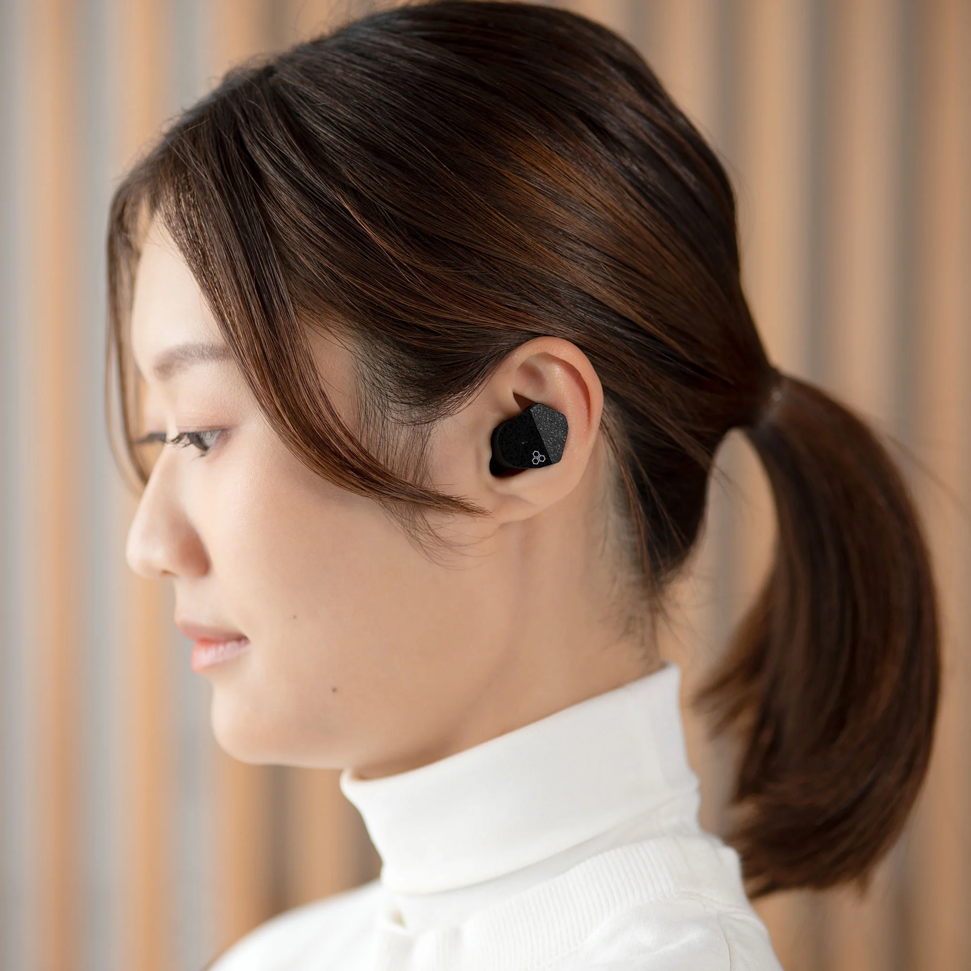 Final Audio ZE3000 Wireless Earbuds - Image 6