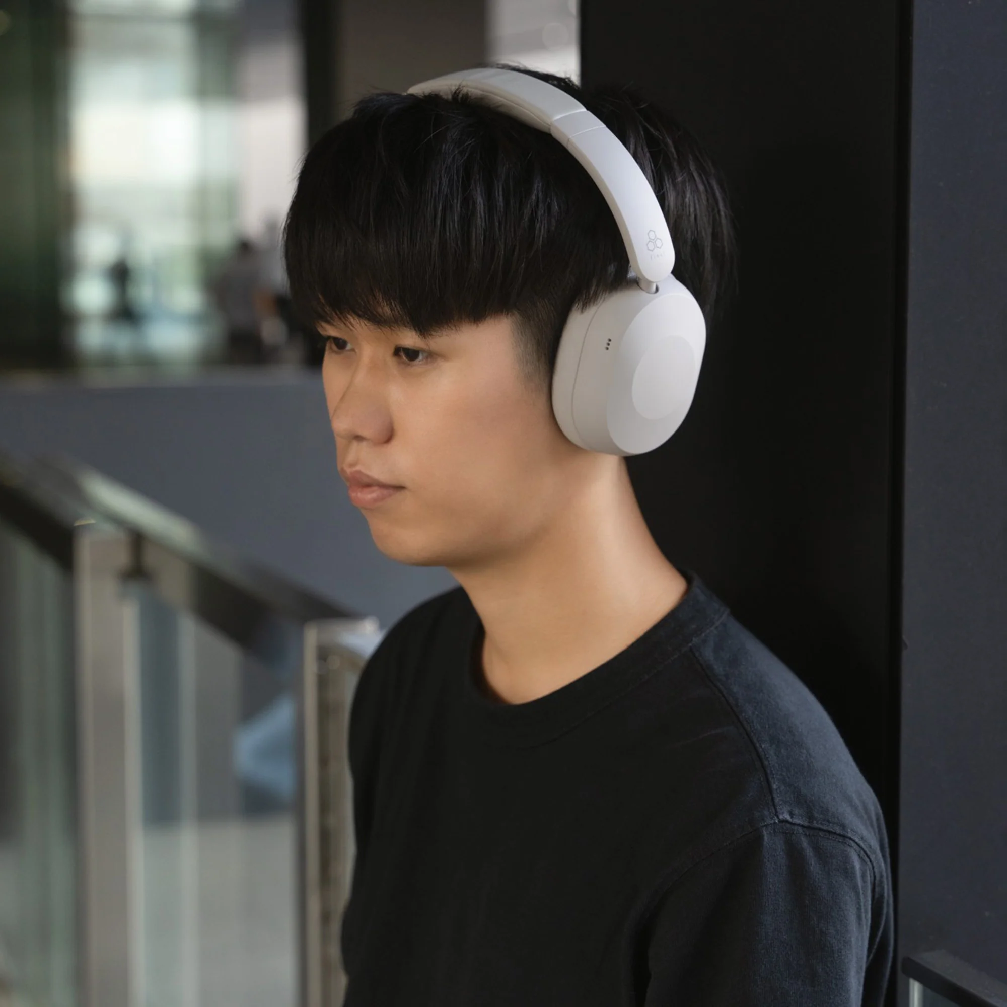 Final UX1000 ANC Wireless Headphones - Image 14