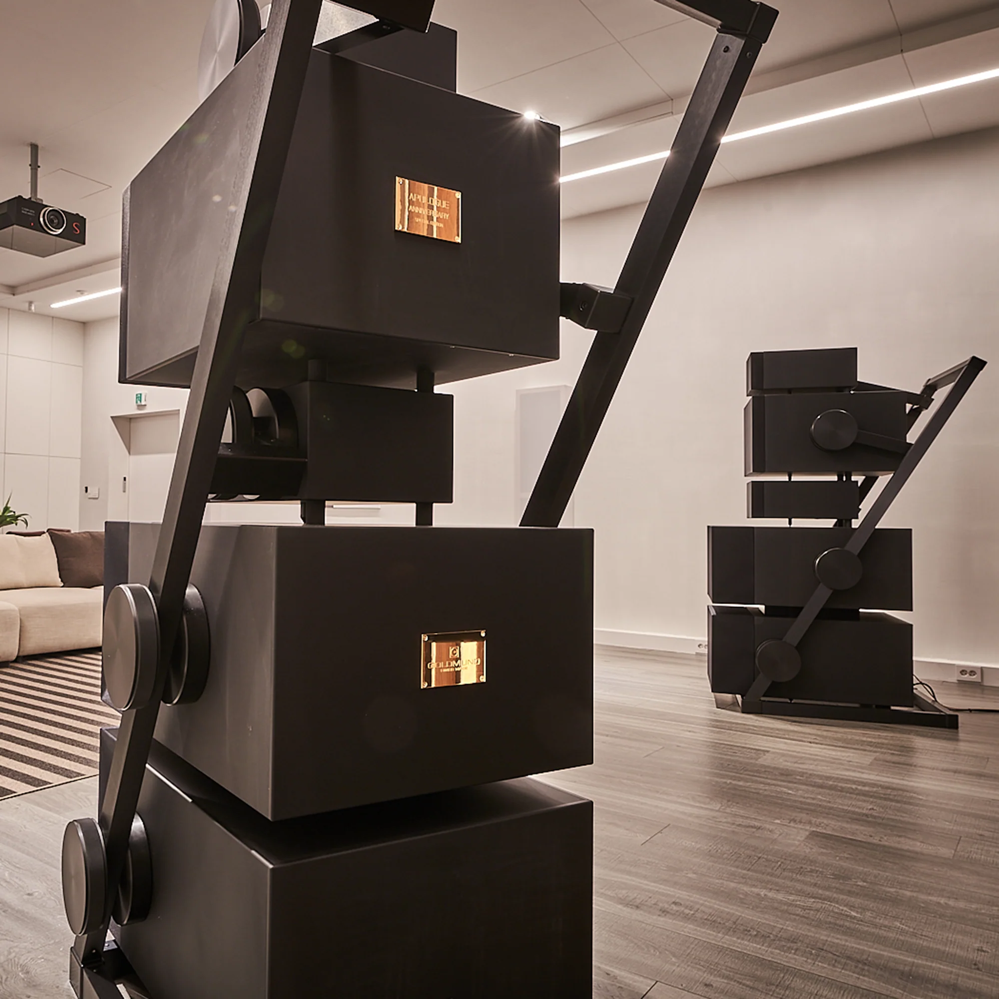 Goldmund  APOLOGUE SPECIAL EDITION Active Wireless Speaker (Pair) - Image 12