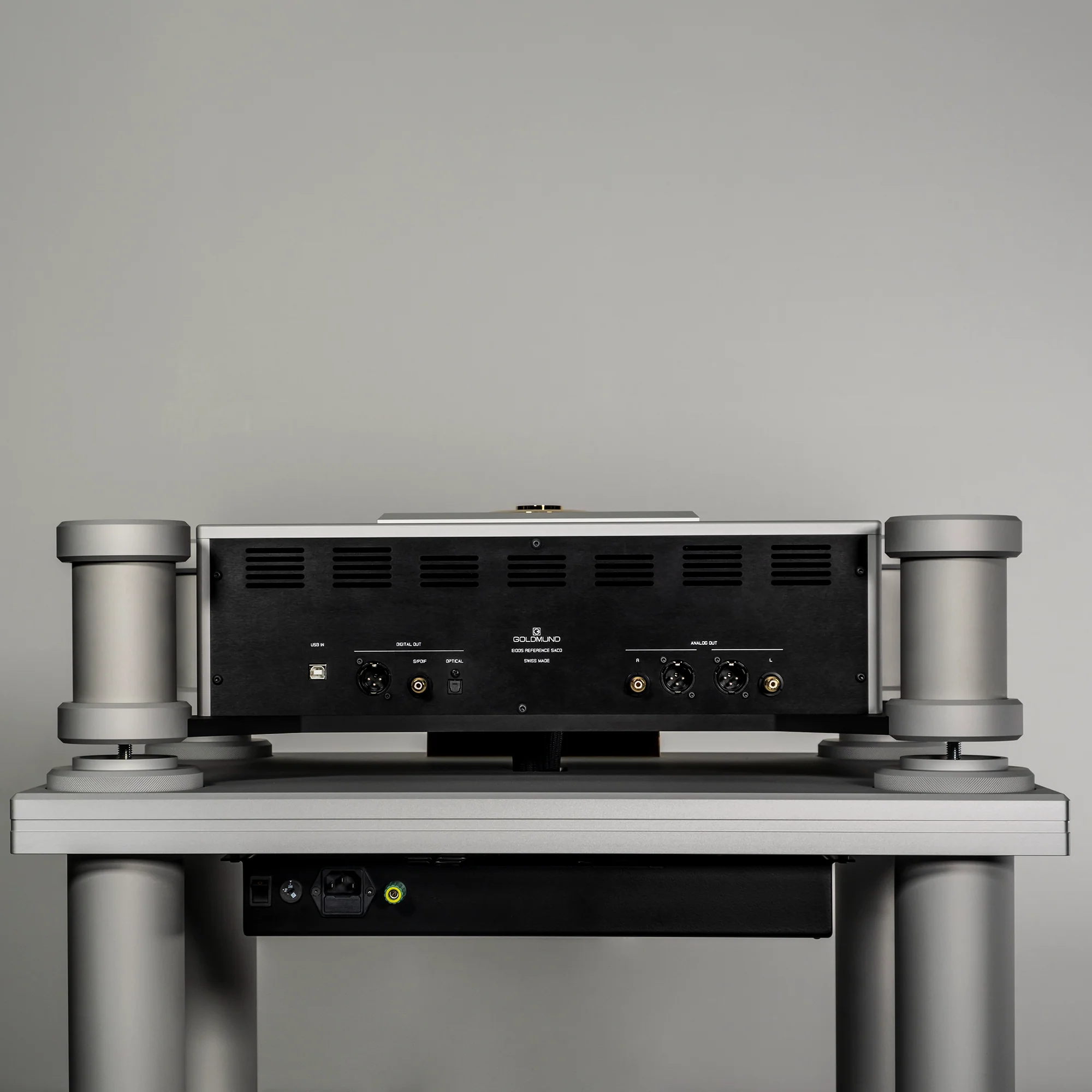 Goldmund EIDOS Reference SACD Player - Image 2