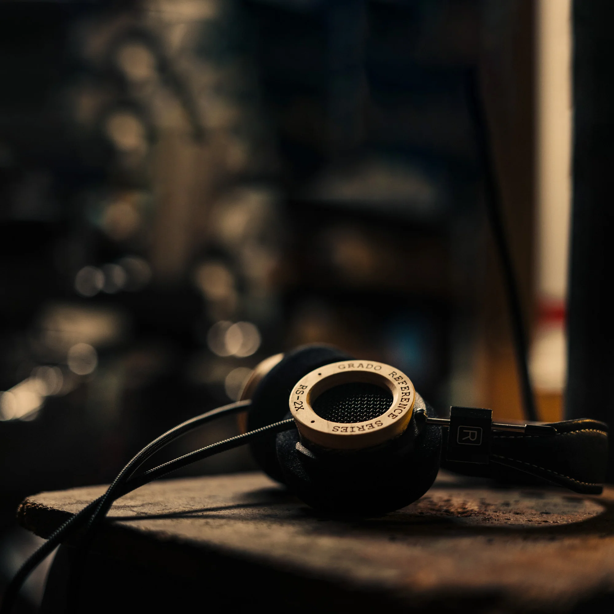 Grado RS2x Reference Series Headphones - Image 10