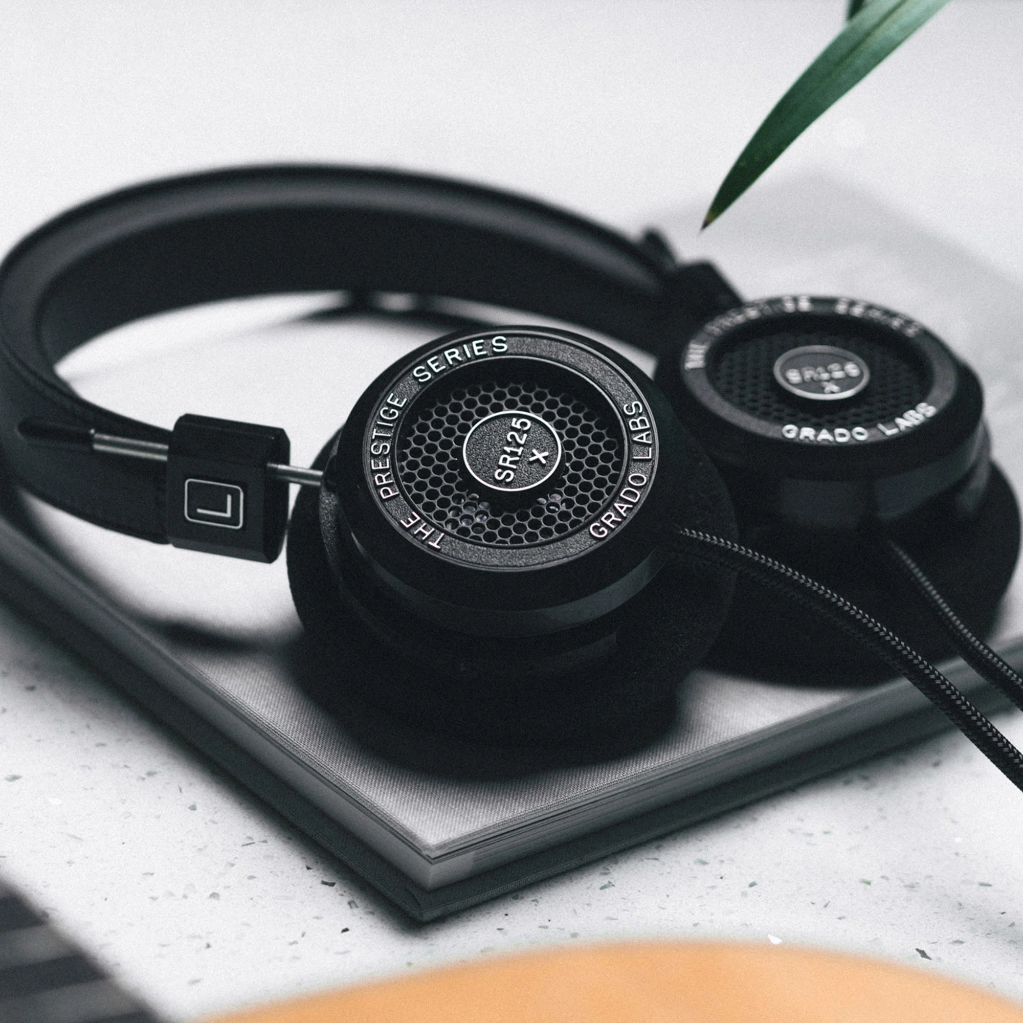 Grado SR125x Prestige Series Headphones - Image 10