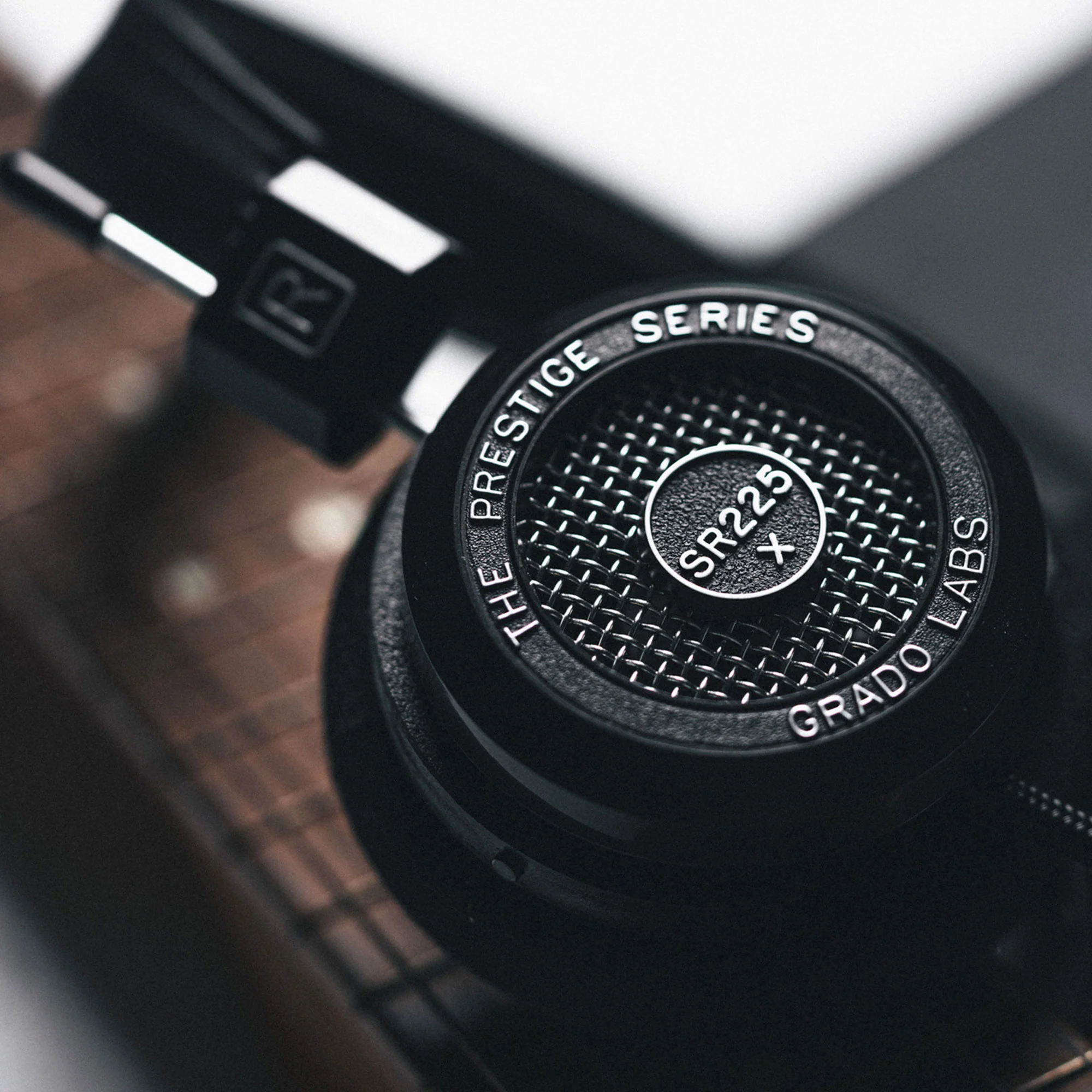 Grado SR225x Prestige Series Headphones - Image 5