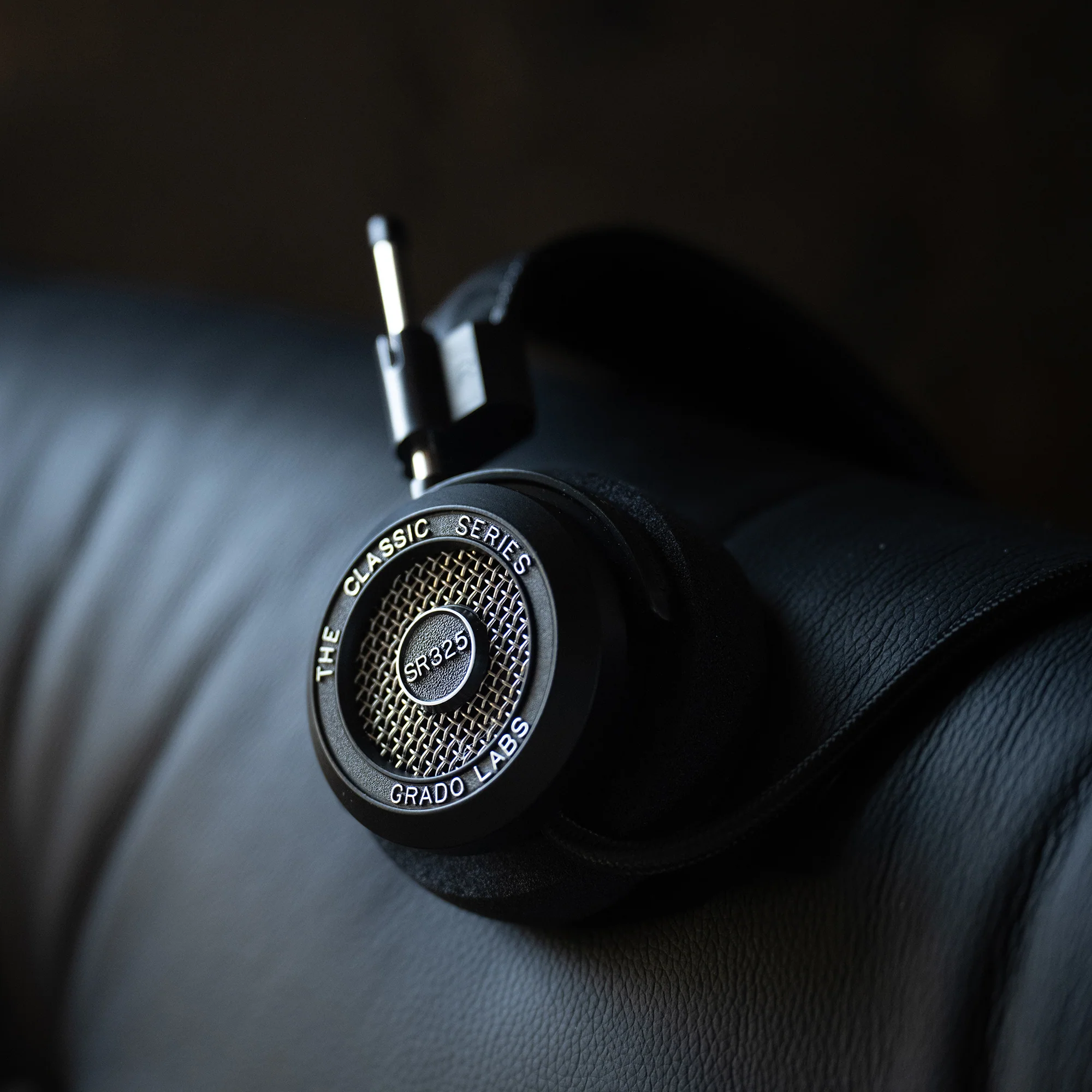Grado SR325 Classic Series Headphones - Image 9