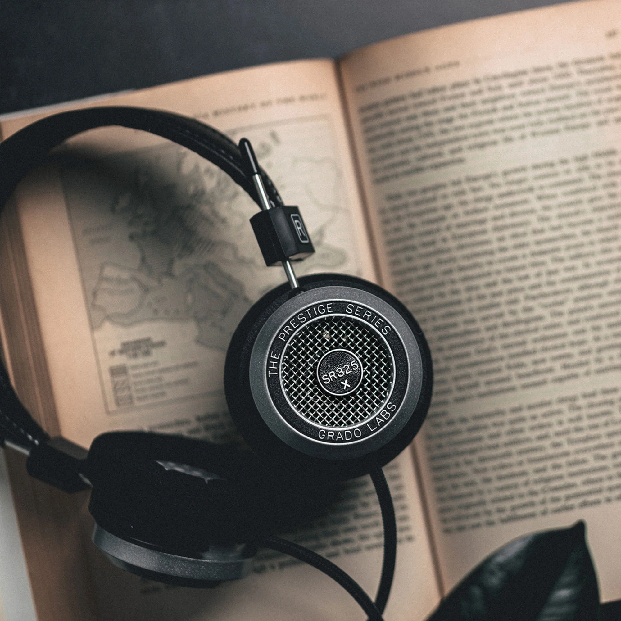 Grado SR325x Prestige Series Headphones [DEMO UNIT]