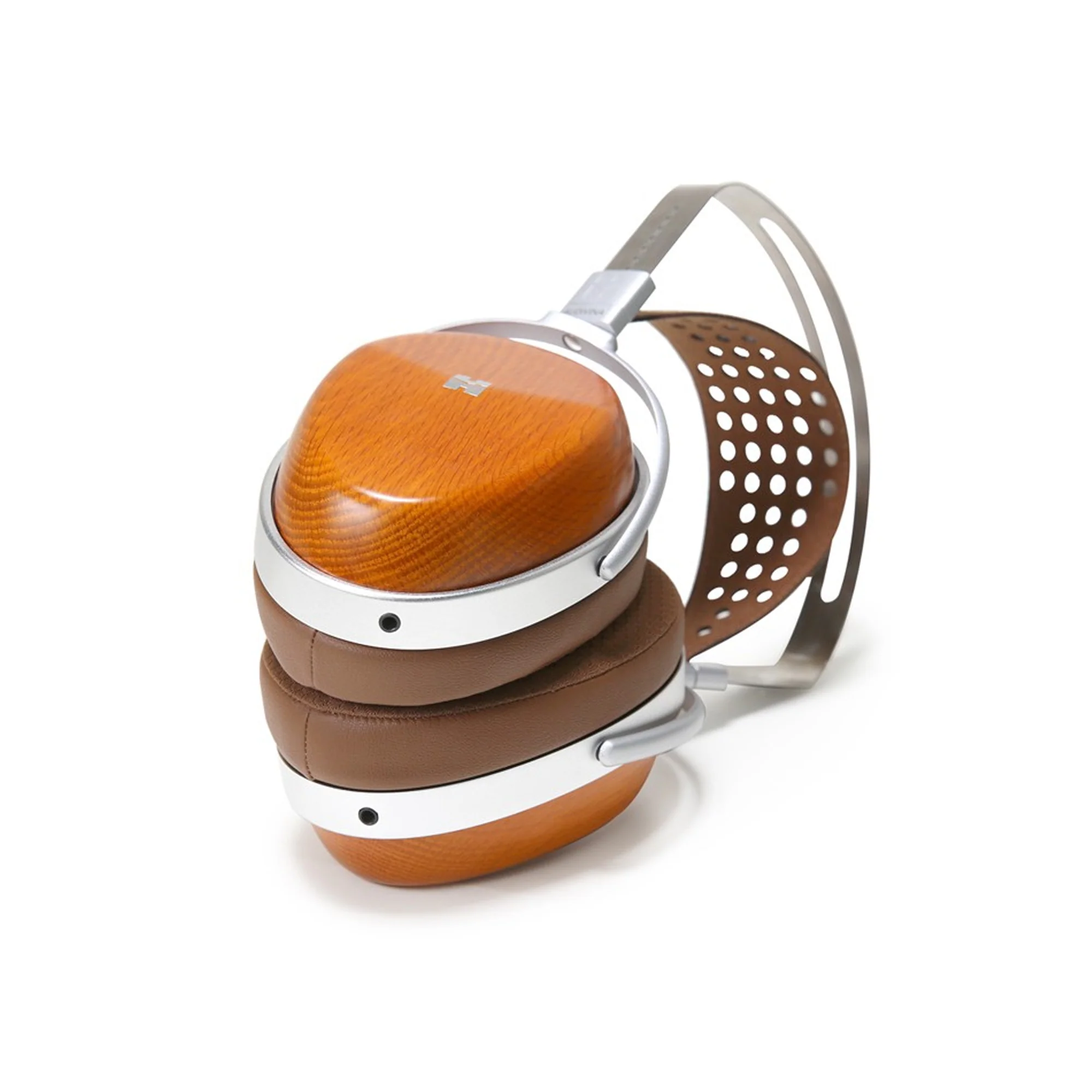 HiFiMAN Audivina Closed Back Planar Magnetic Headphones [DEMO UNIT] - Image 4