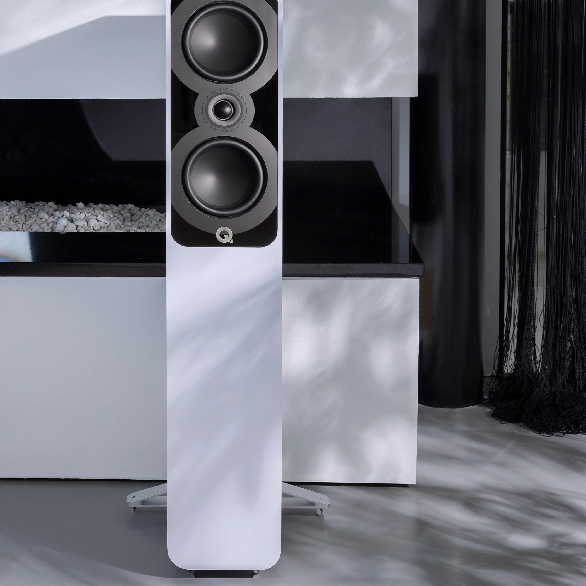 Q Acoustics 5040 Floorstanding Speakers (Pair) - Image 15