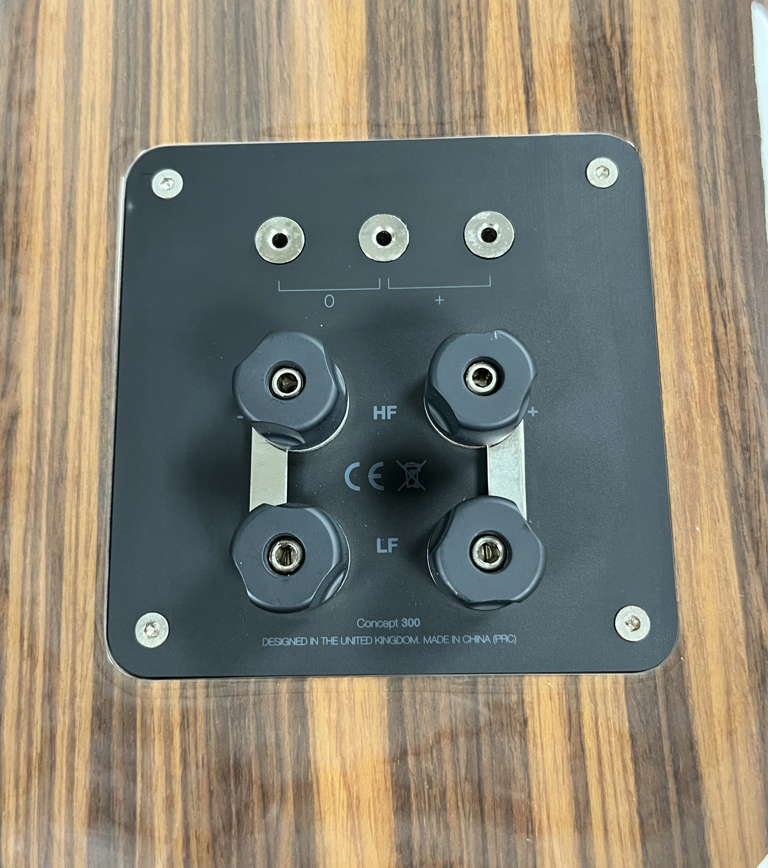 Q Acoustics Concept 300 Bookshelf Speakers (Pair) [DEMO STOCK] - Image 4
