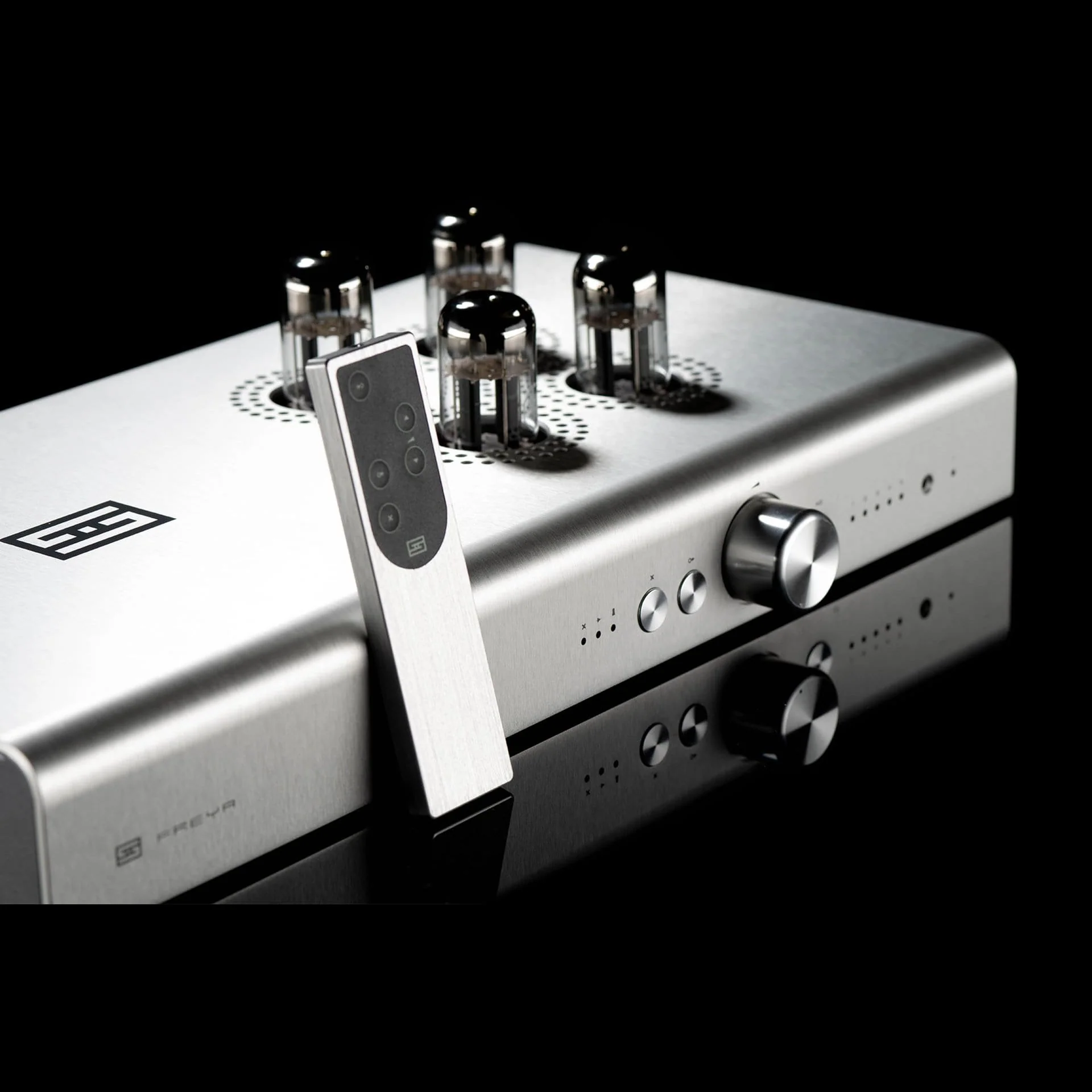 Schiit Audio Freya+ Balanced Stereo Pre-Amplifier - Image 6