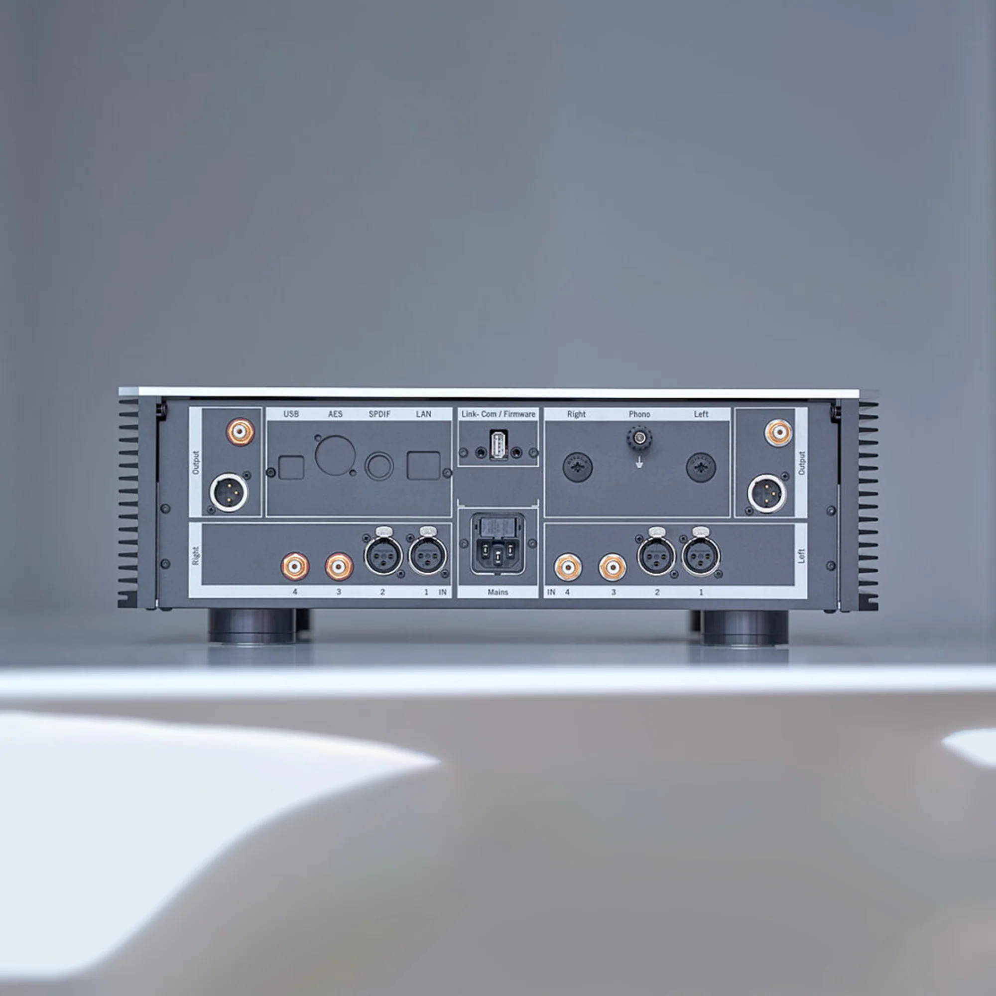 Soulution Audio 326 Preamplifier - Image 2