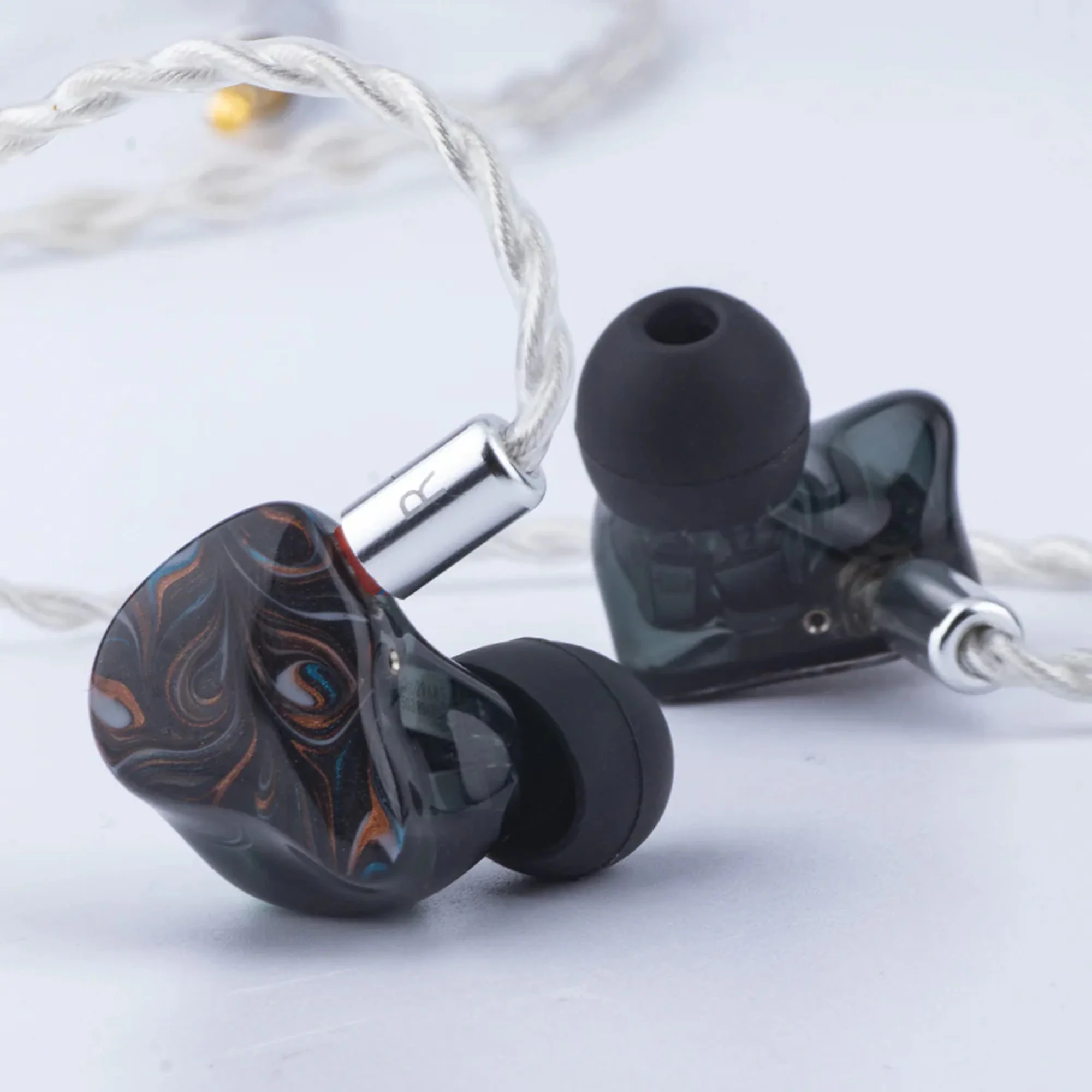 Thieaudio Legacy 4 In-Ear Monitors - Image 9